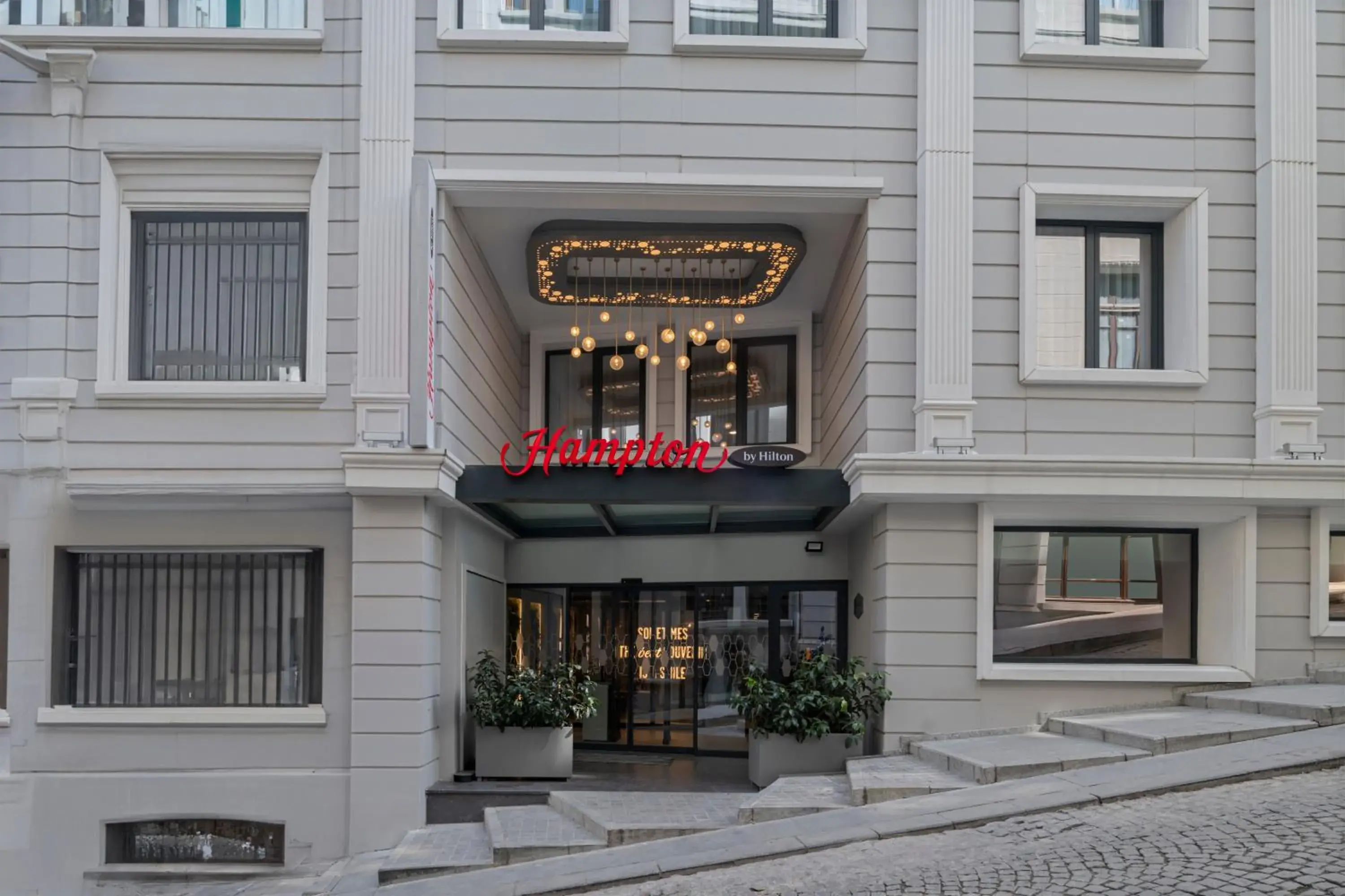 Property building in Hampton By Hilton Istanbul Sirkeci Property building in Hampton By Hilton Istanbul Sirkeci
