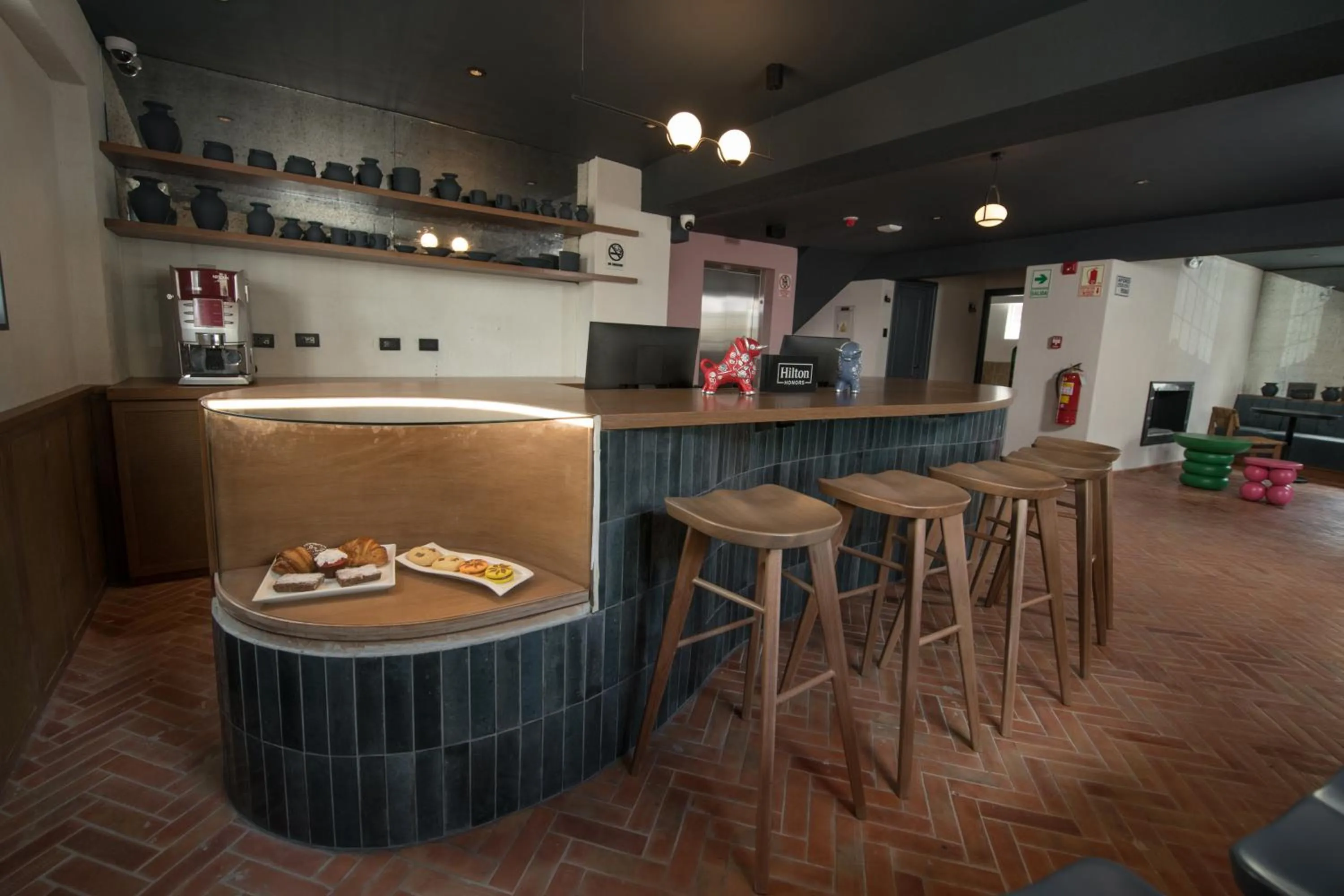 Coffee/tea facilities in Motto By Hilton Cusco