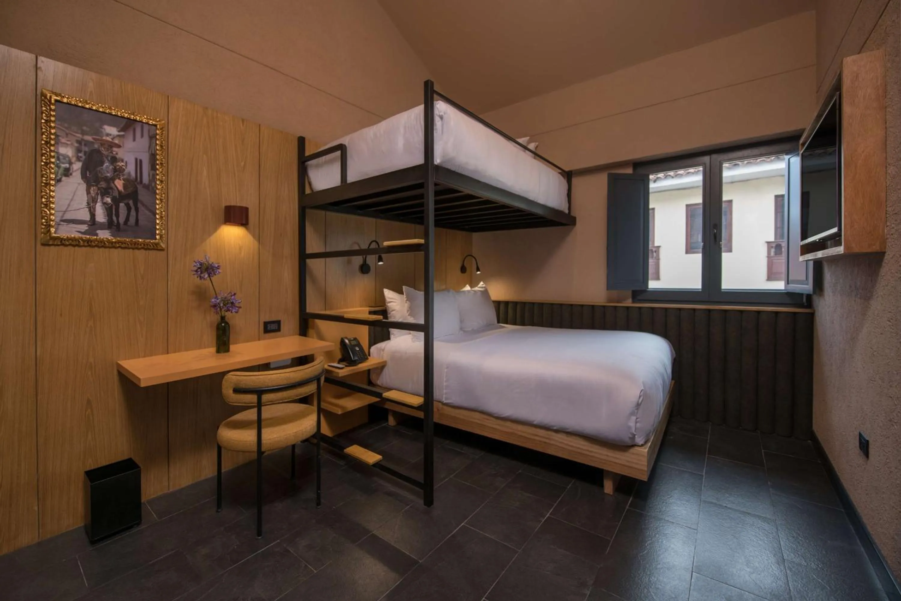 Photo of the whole room, Bed in Motto By Hilton Cusco