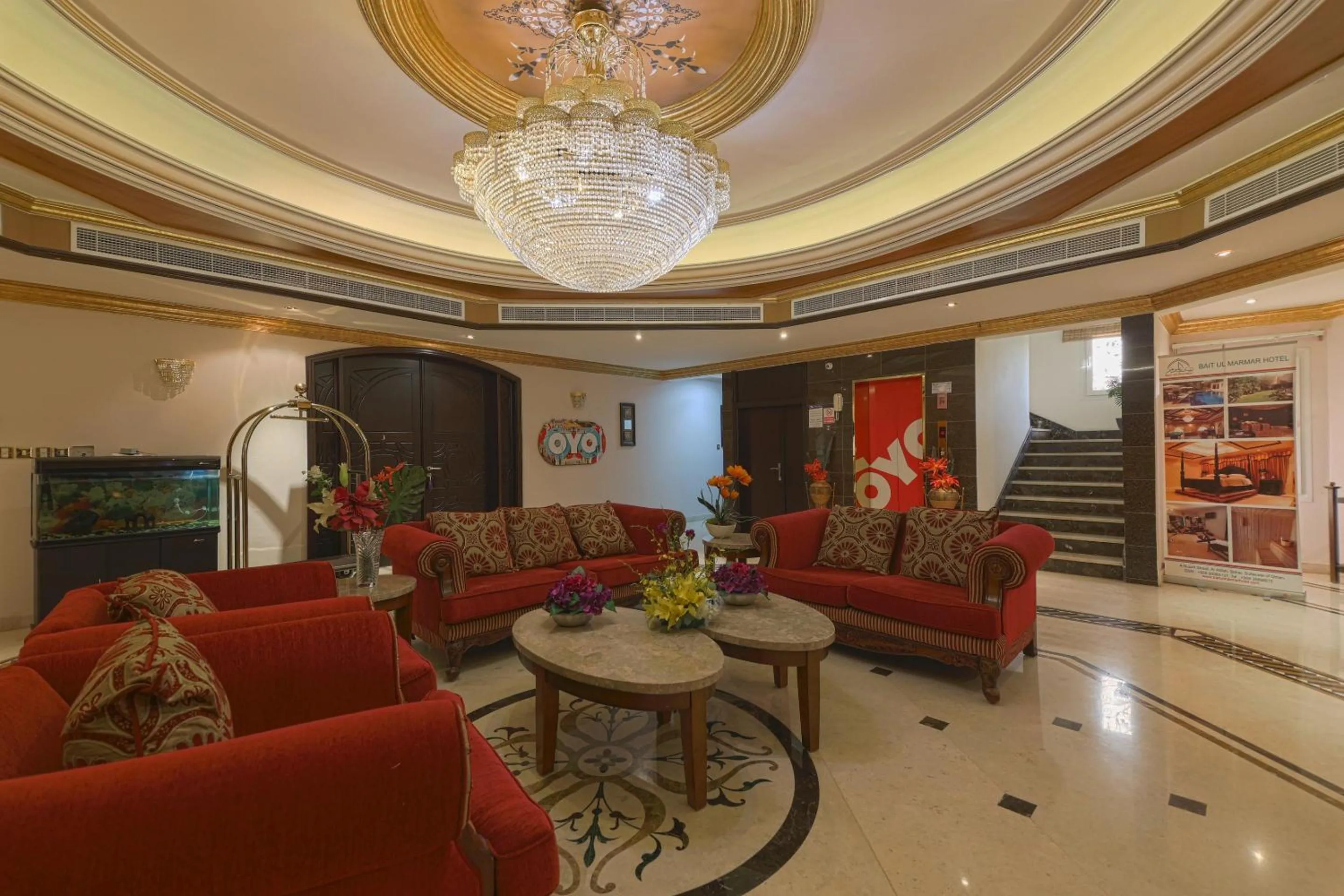 Lobby or reception in OYO 154 Bait AL Marmar Hotel