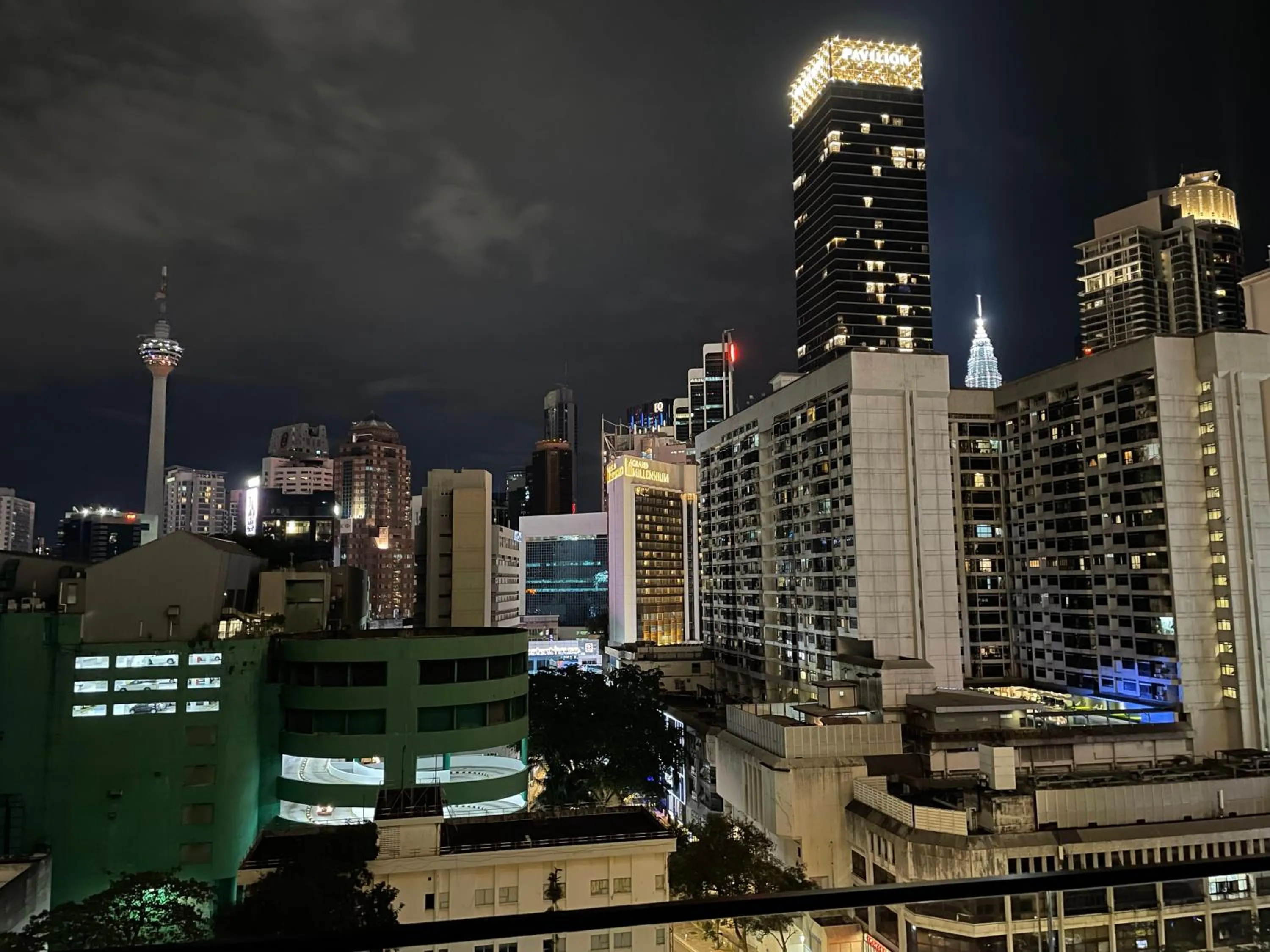 Night in Axon Residence Bukit Bintang Kuala Lumpur By Apex