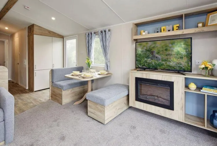 Dining area in Killigarth Manor Holiday Park