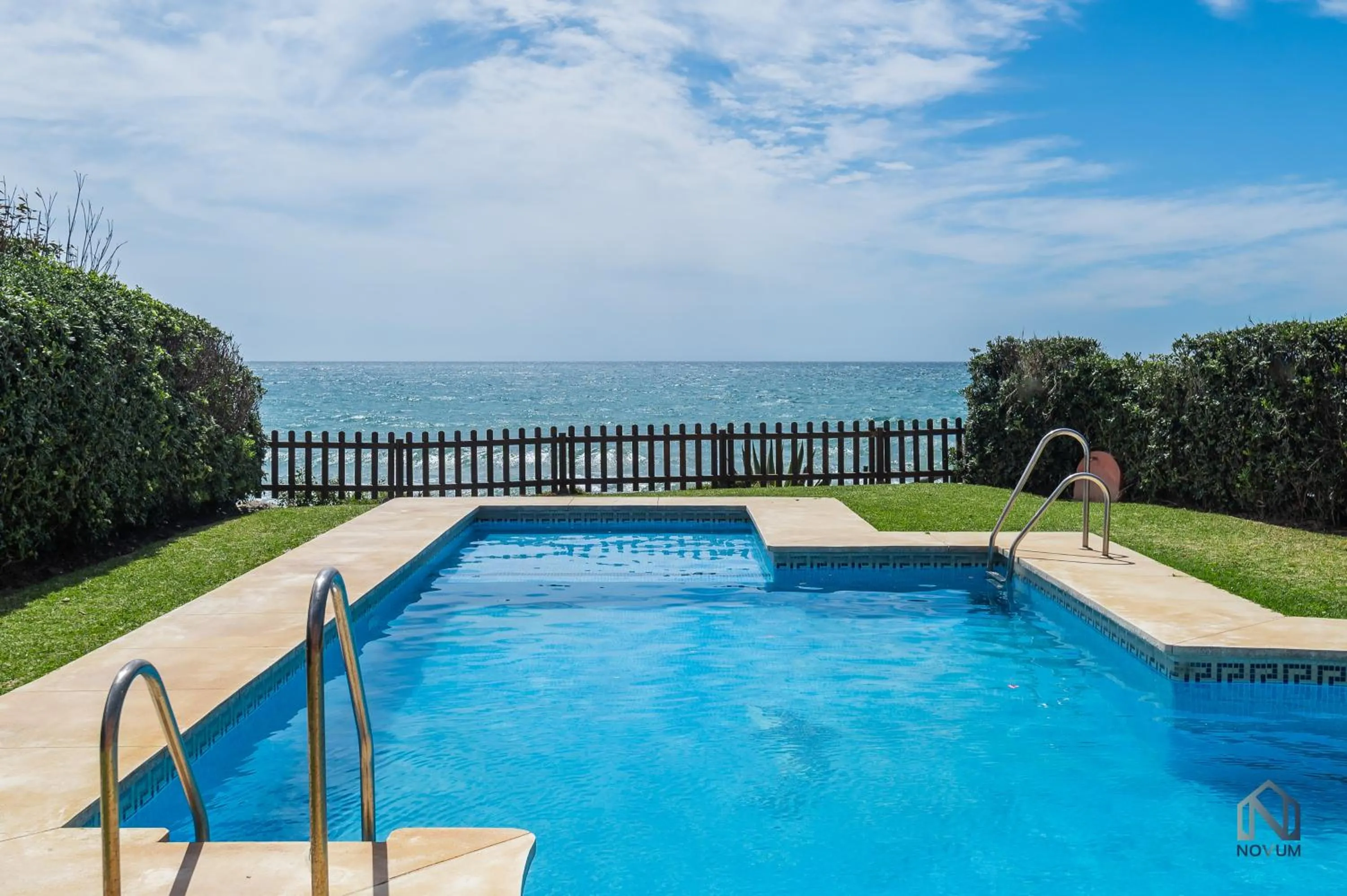 Las Dunas de Marbella - Beachfront 3 Bed Townhouses