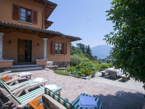 Villa Lakecomo - Ritrovo