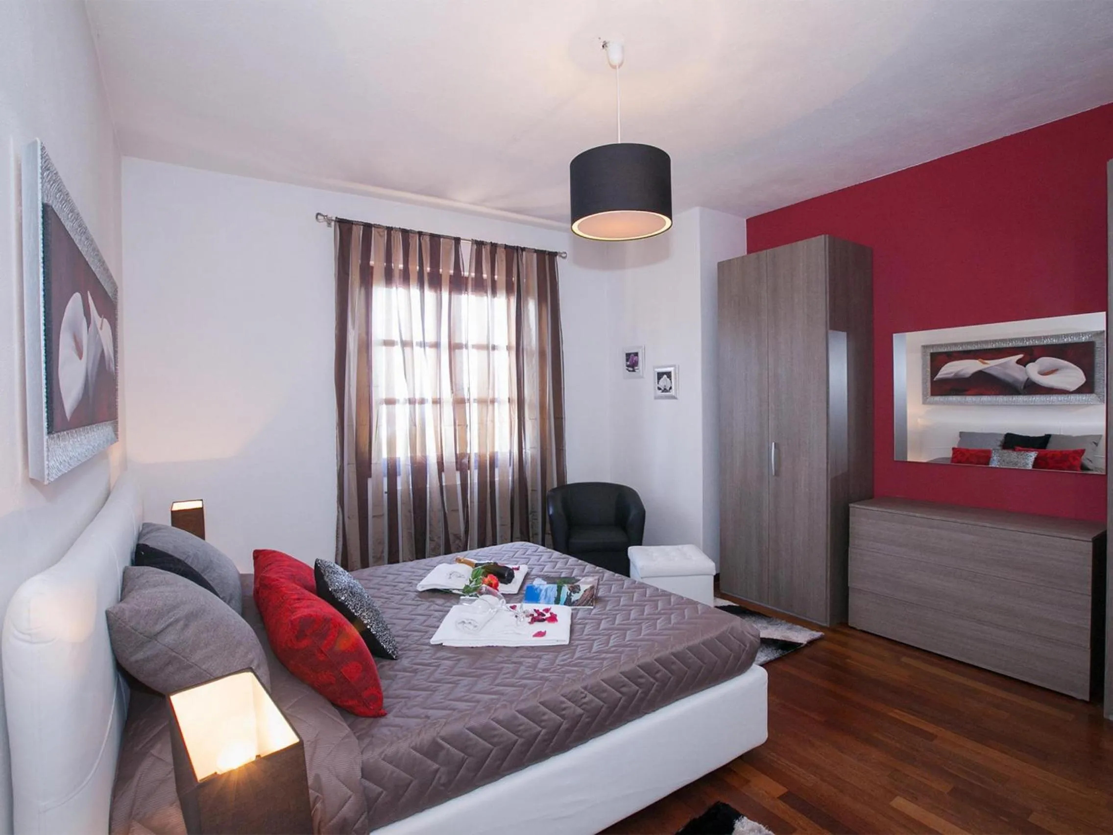 Bedroom, Bed in Villa Lakecomo - Ritrovo