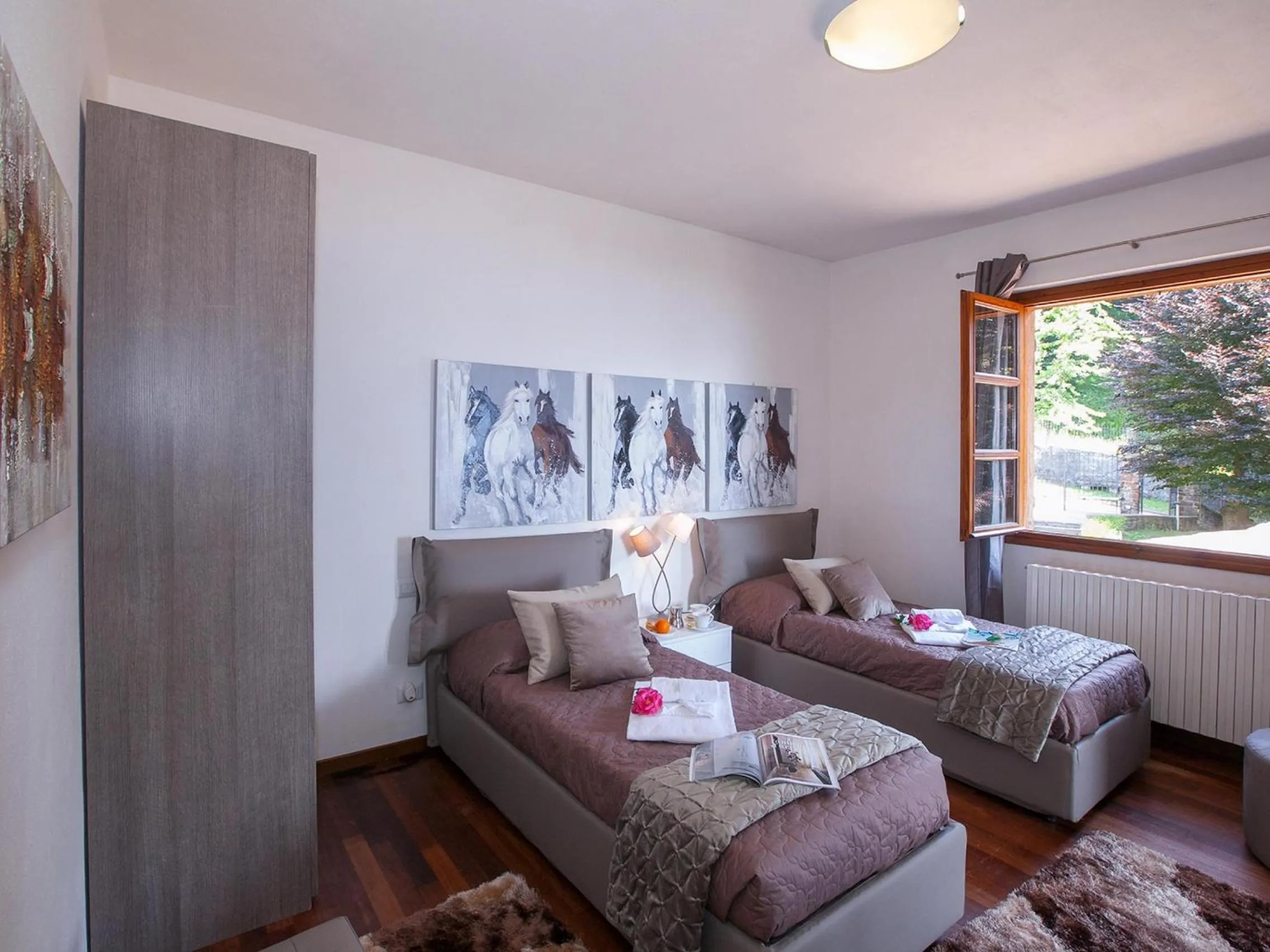 Bedroom, Bed in Villa Lakecomo - Ritrovo