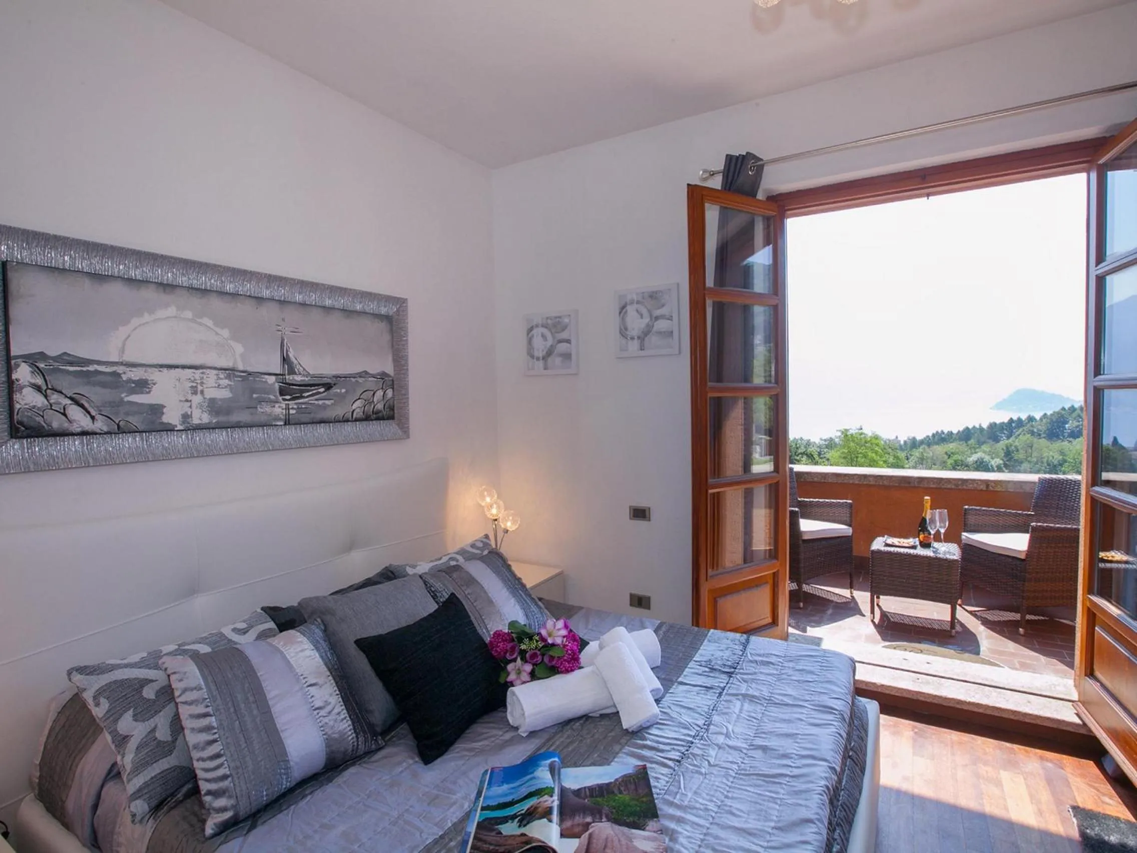 Bedroom in Villa Lakecomo - Ritrovo