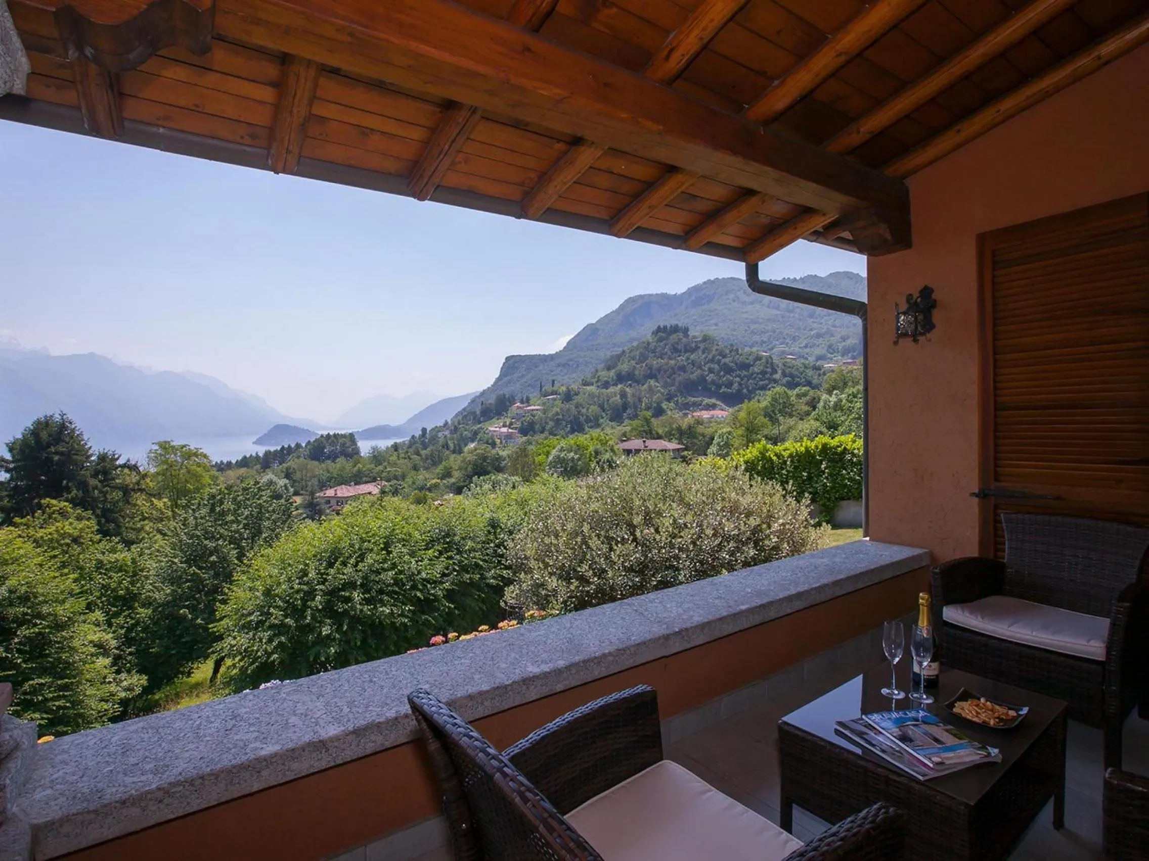 Balcony/Terrace in Villa Lakecomo - Ritrovo