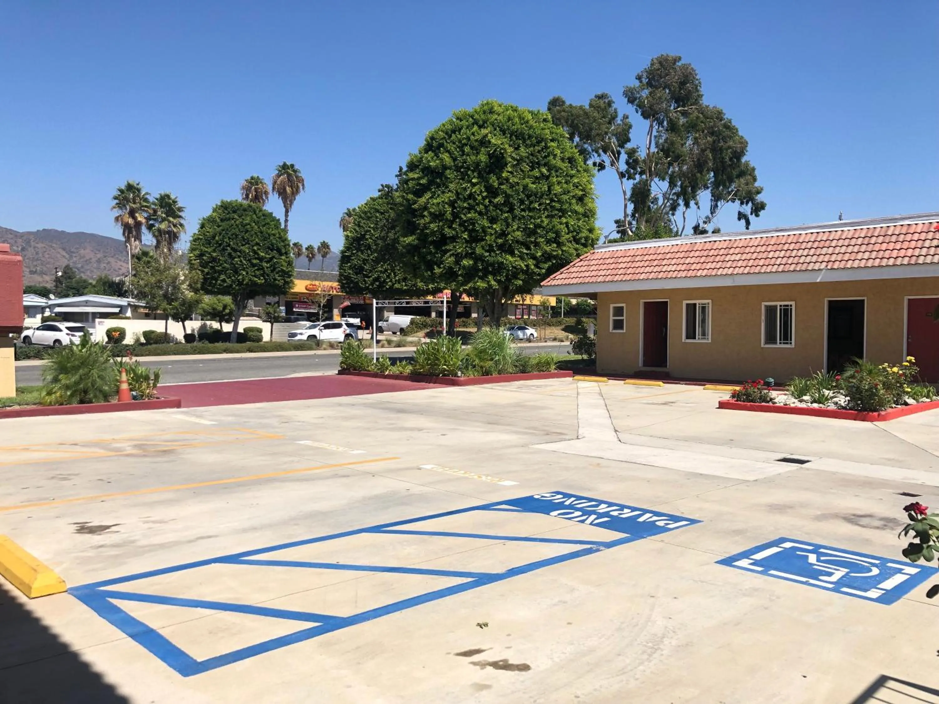Property building in Glendora Motel