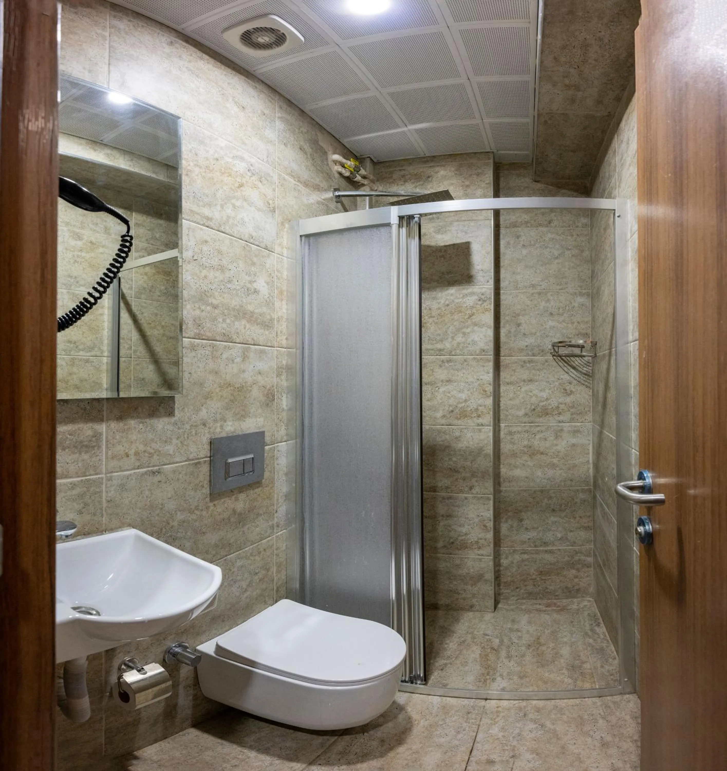 Shower in mayza otel