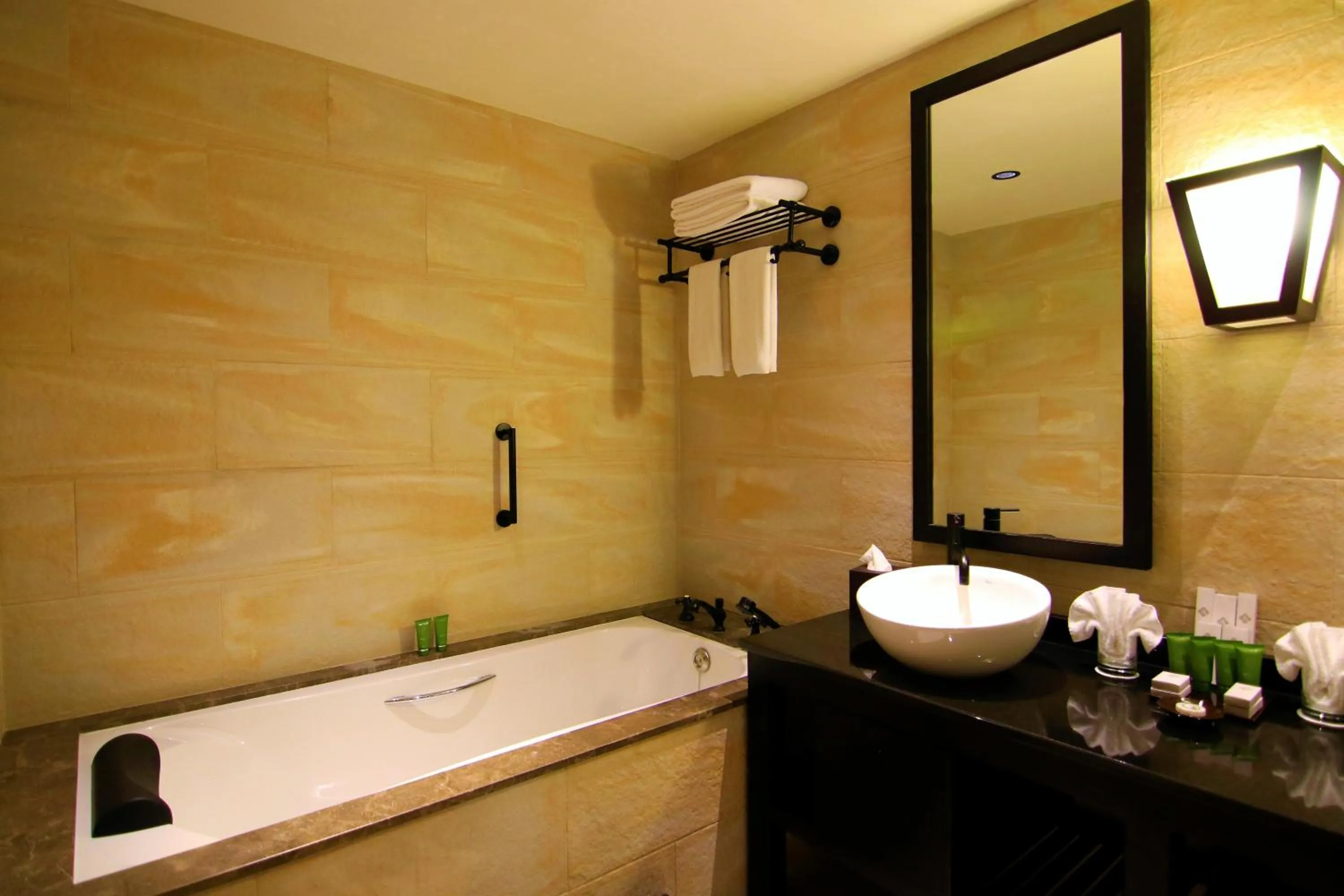 Bathroom in Atana Musandam Resort