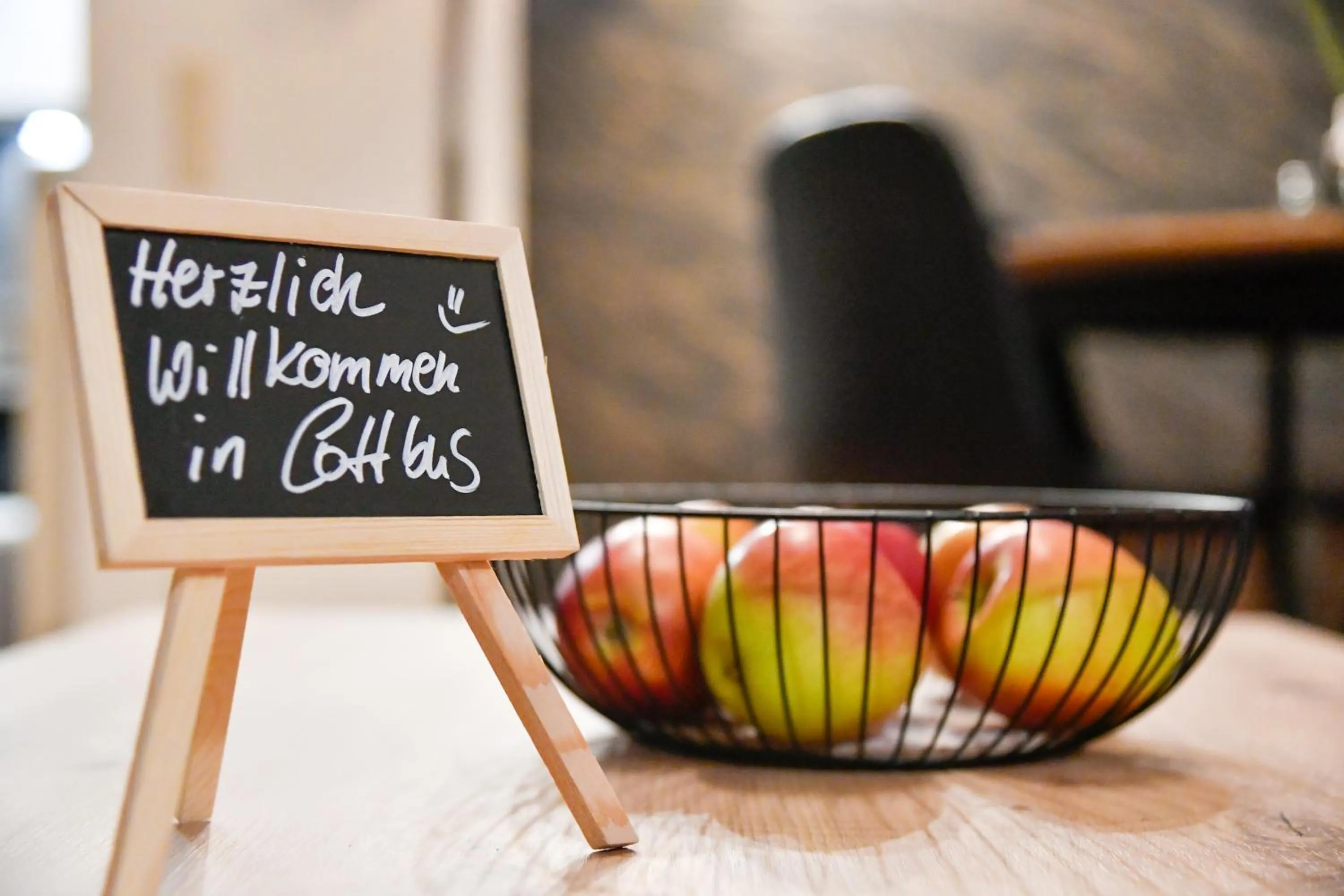 Food in Exklusives-City-Apartment mit gratis Tiefgarage, Balkon, Waschtrockner, Netflix