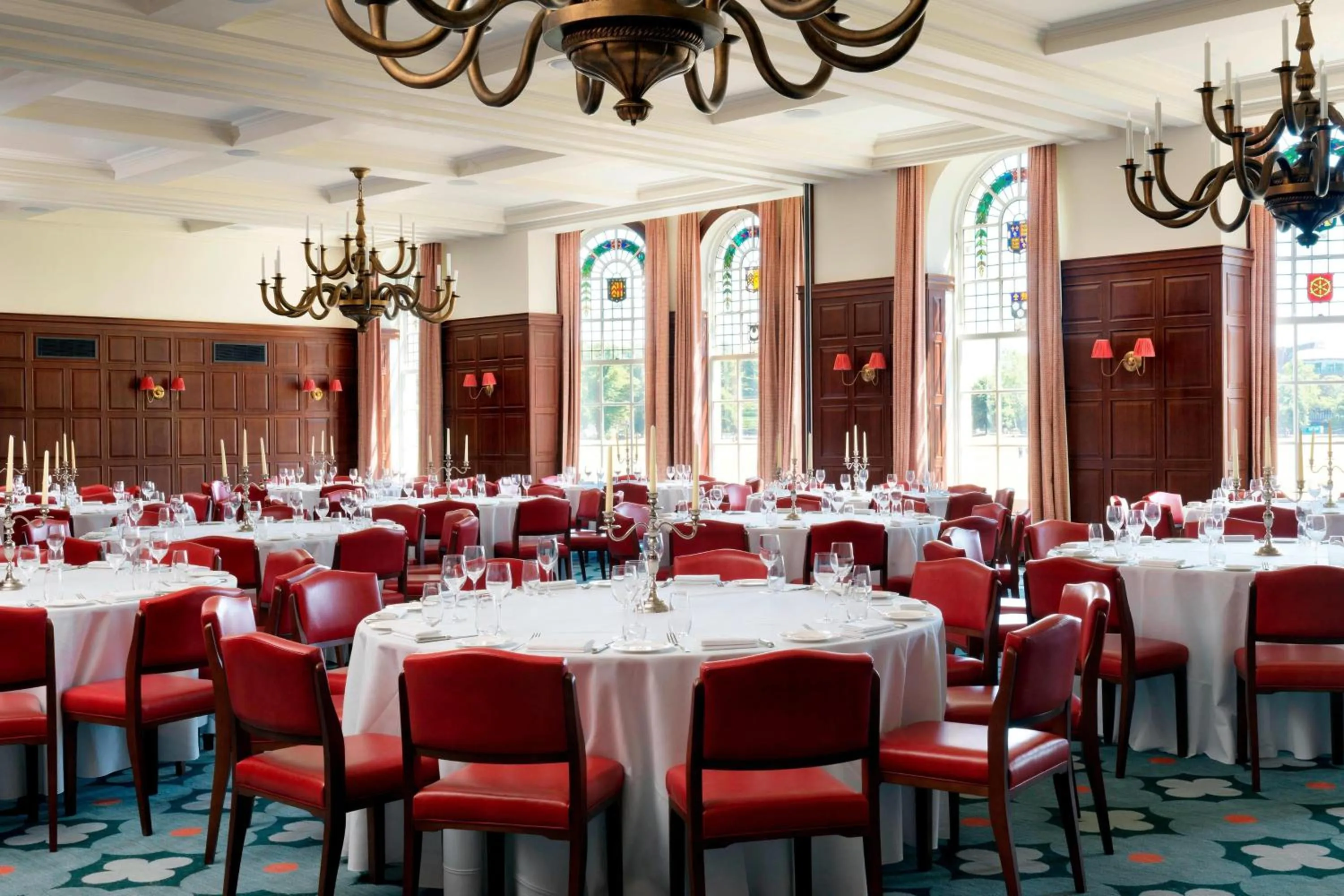 Meeting/conference room in University Arms, Autograph Collection