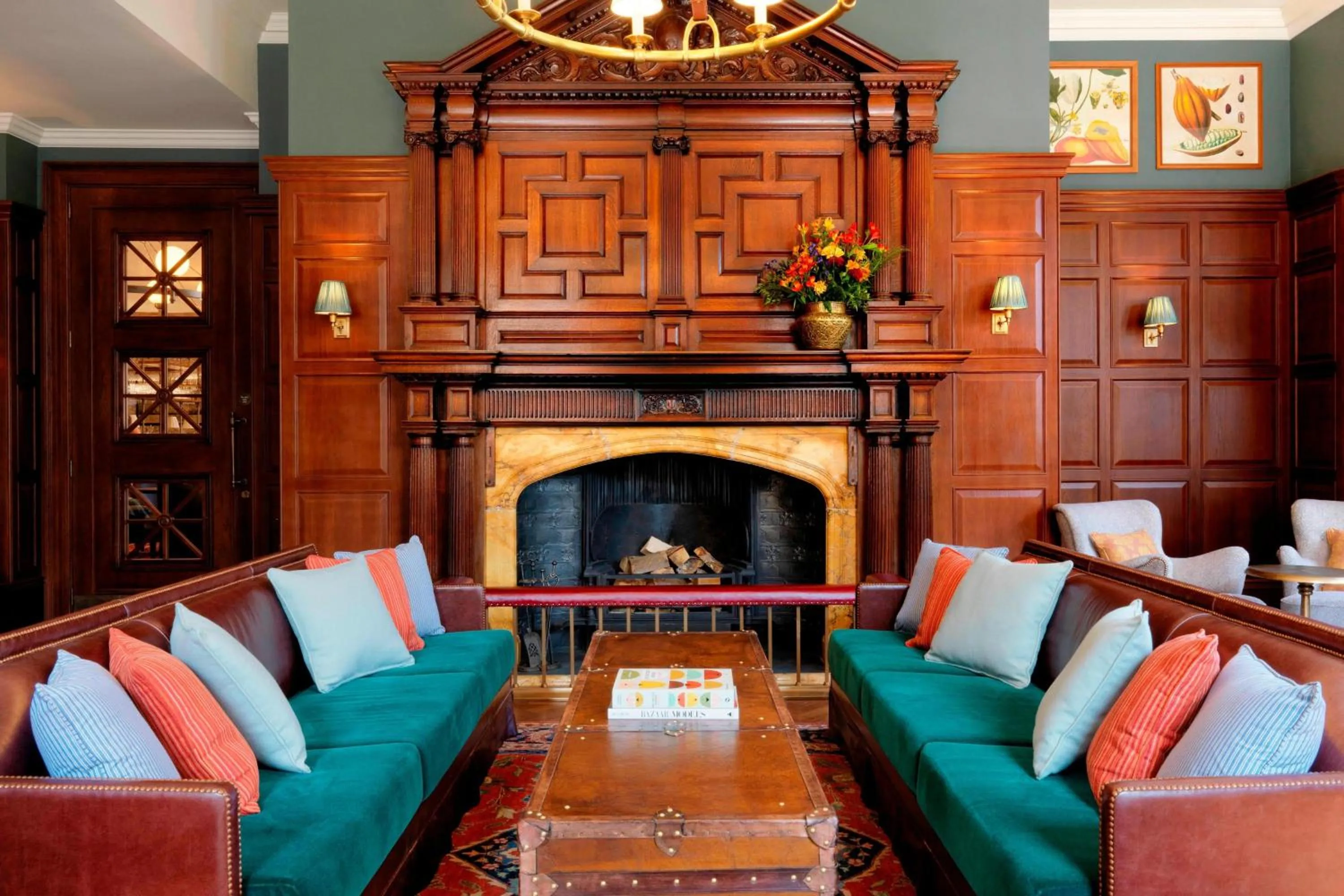 Other in University Arms, Autograph Collection