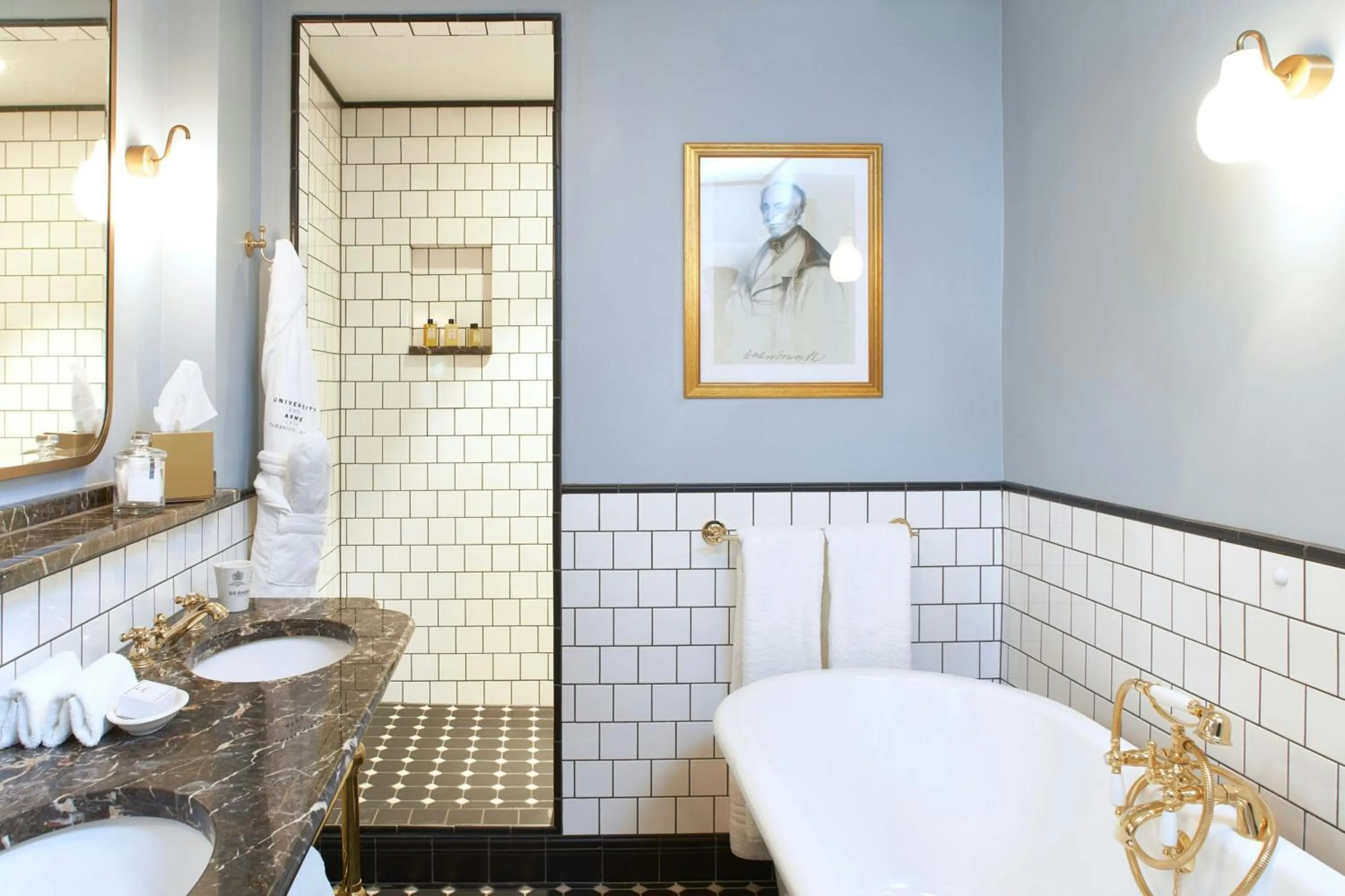 Bathroom in University Arms, Autograph Collection