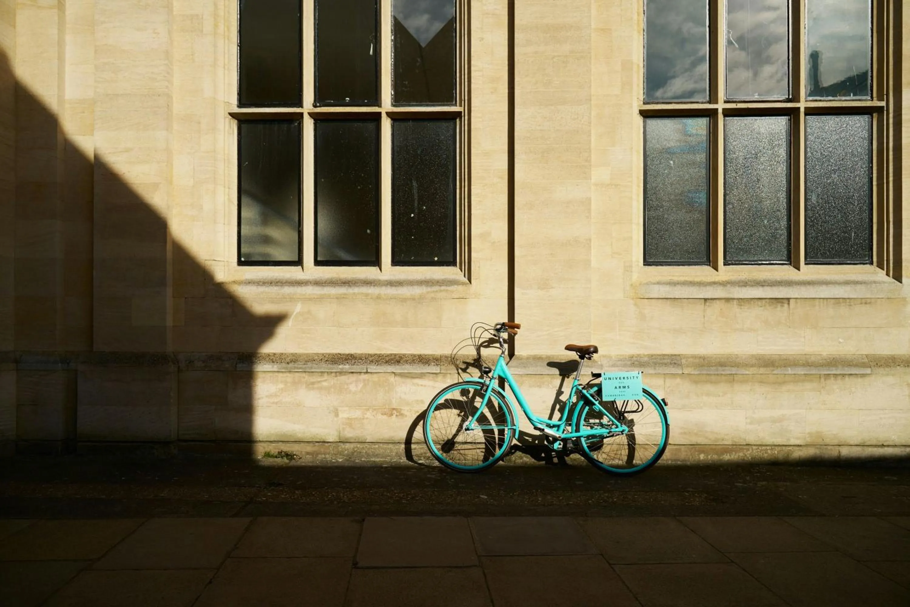 Other in University Arms, Autograph Collection