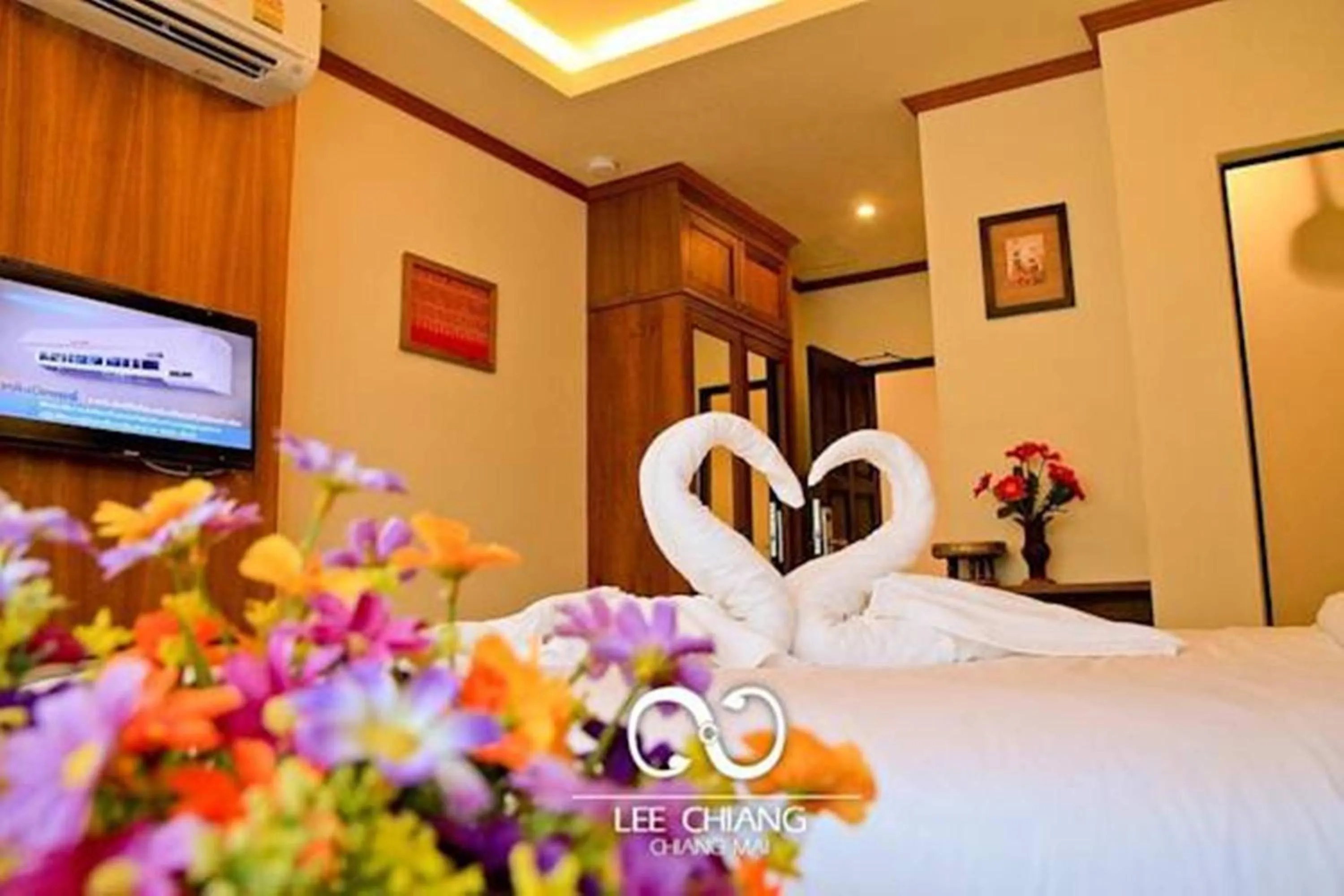 Decorative detail, Bed in Lee Chiang Hotel