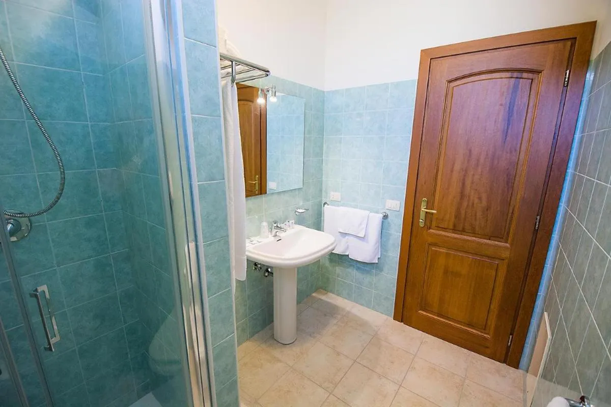 Shower in Relaxing Le Residenze del Maria Rosaria no2210 sleeps 3 persons