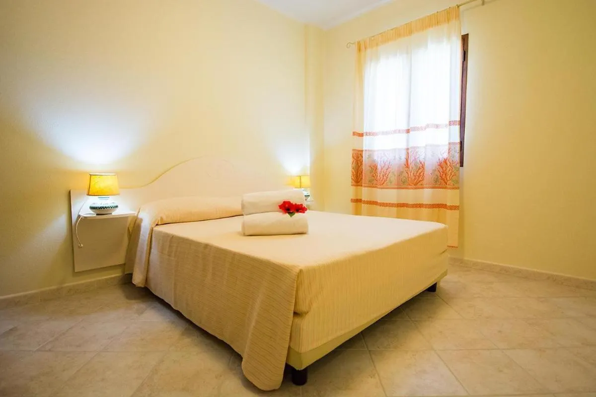 Bedroom, Bed in Relaxing Le Residenze del Maria Rosaria no2210 sleeps 3 persons