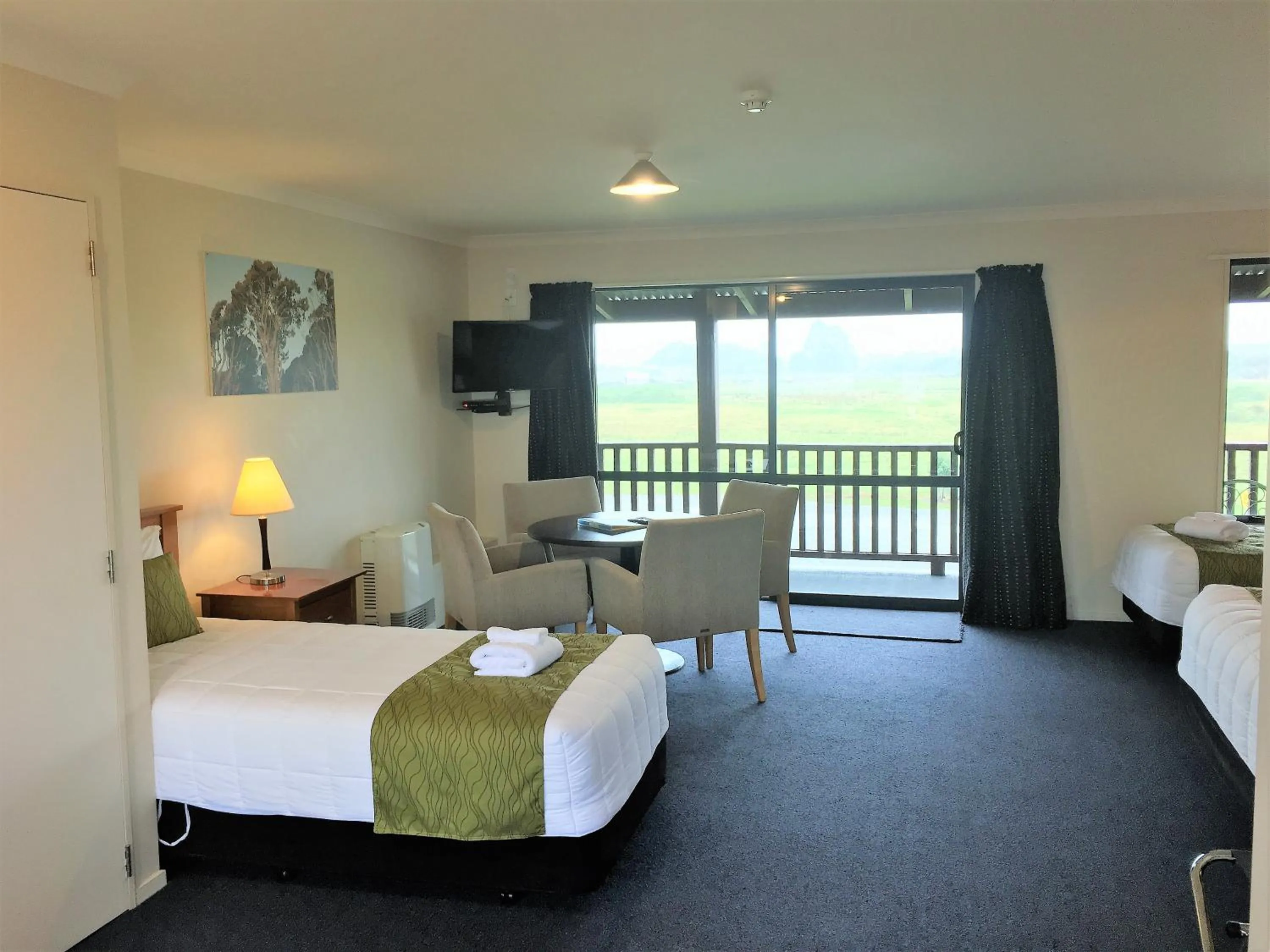 Bed in Haast River Motels & Holiday Park