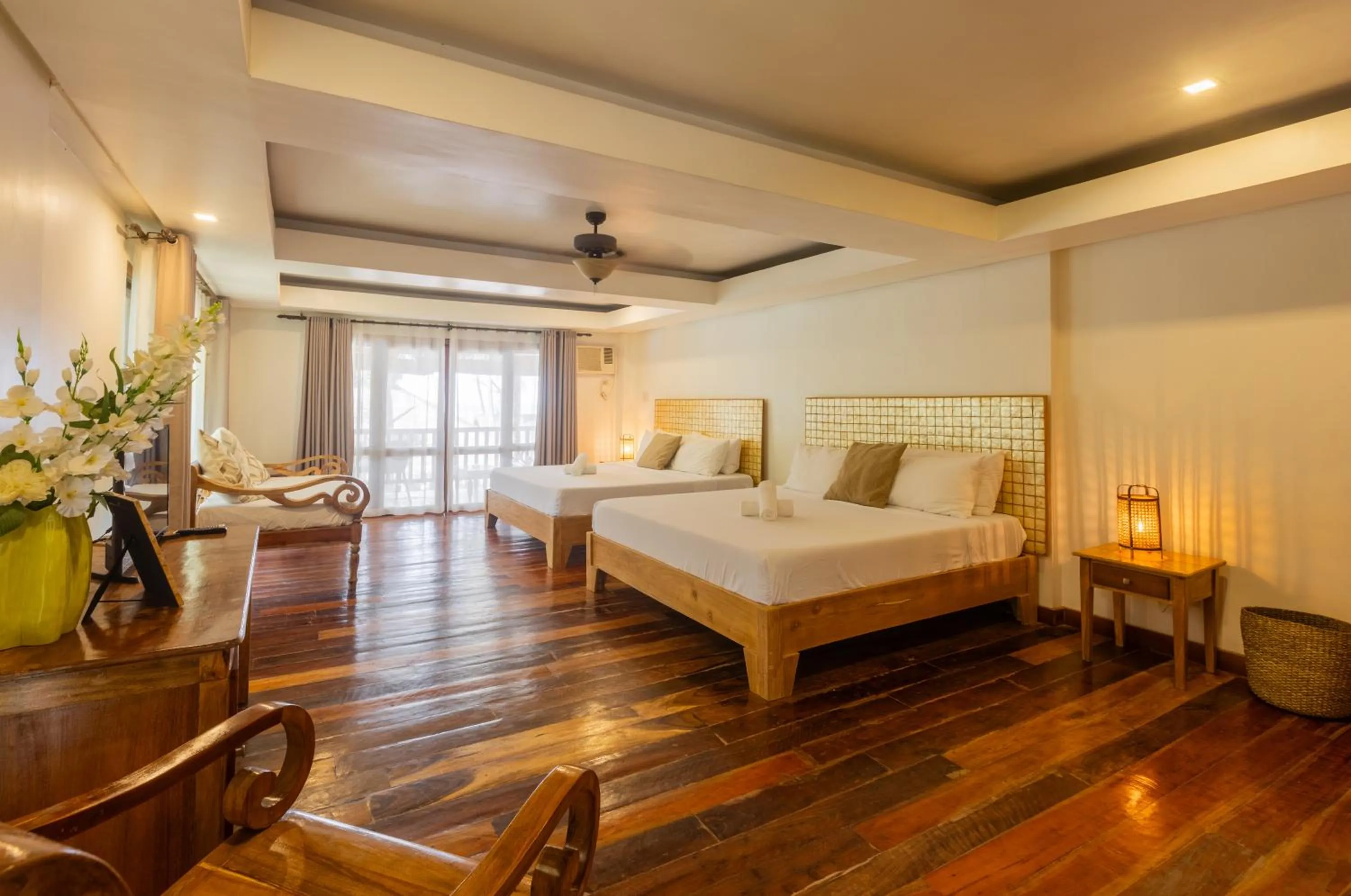 Bed in Nabulao Beach Resort