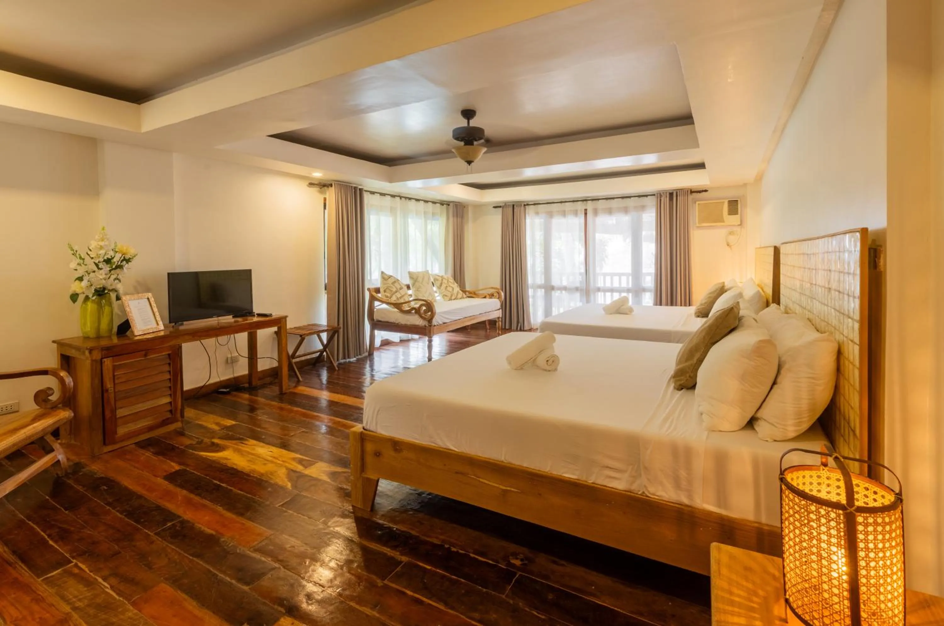 Bed in Nabulao Beach Resort