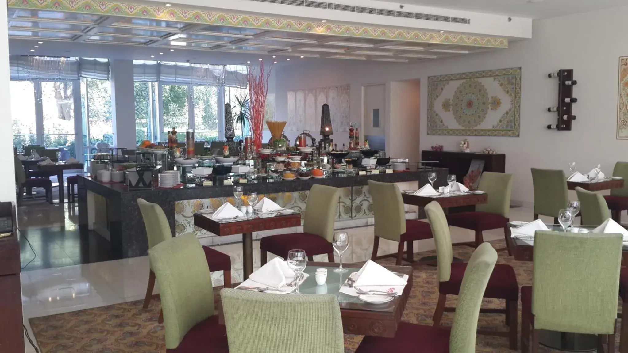 Restaurant/places to eat in Dushanbe Serena Hotel Restaurant/places to eat in Dushanbe Serena Hotel