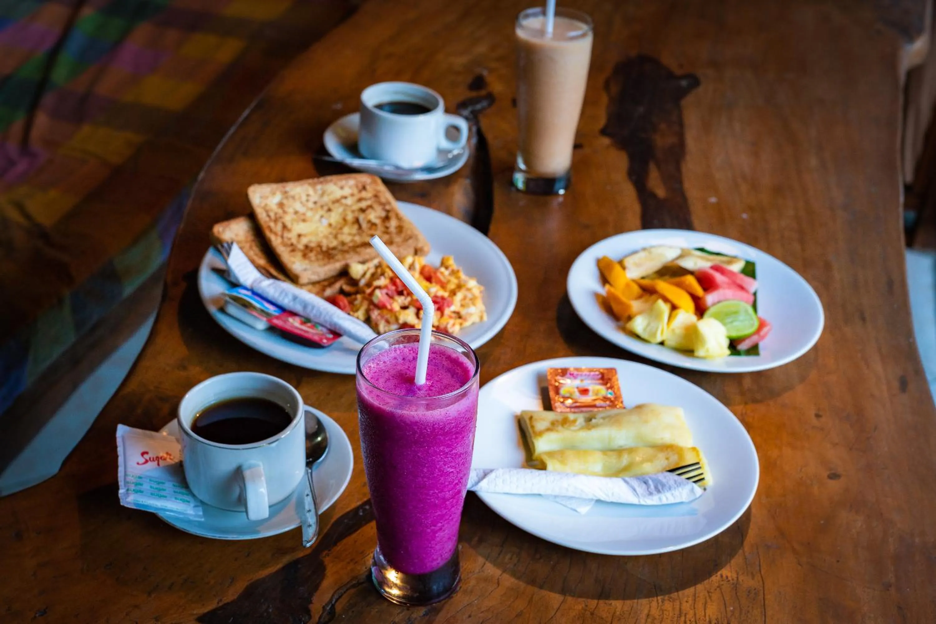 Breakfast in Sari Bamboo Villas