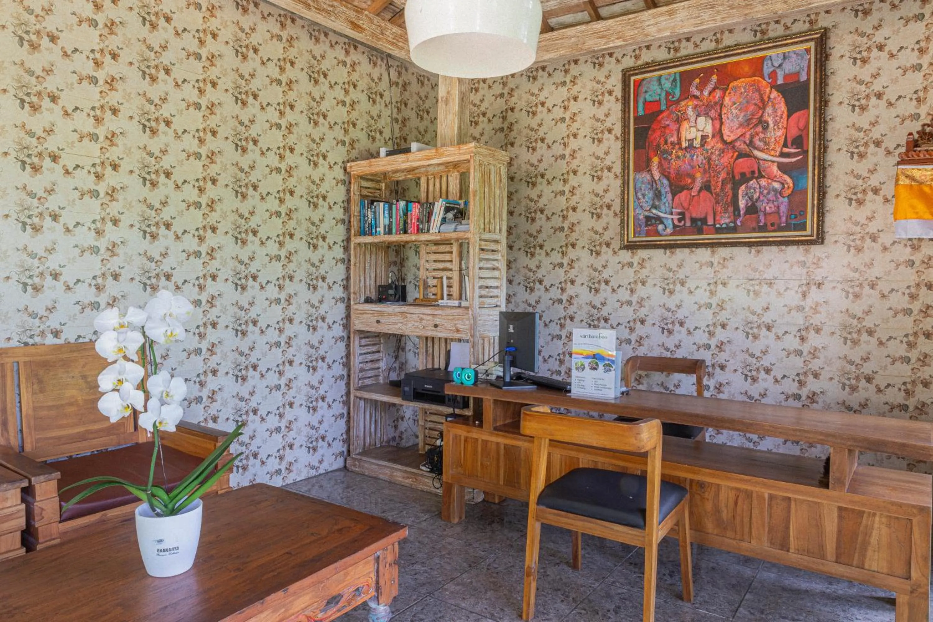 Lobby or reception in Sari Bamboo Villas