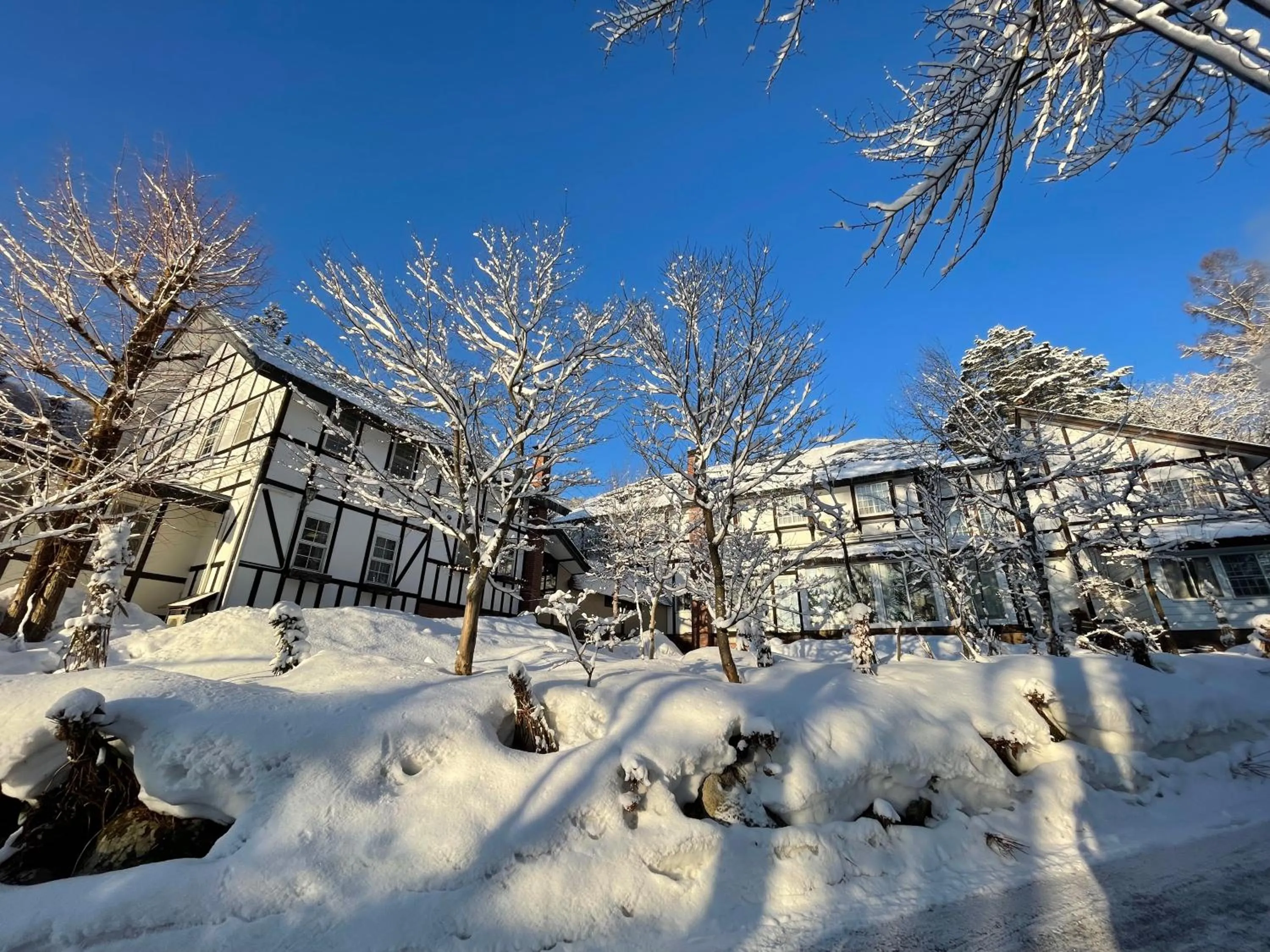 Property building in Hotel Sejour Mint in Hakuba