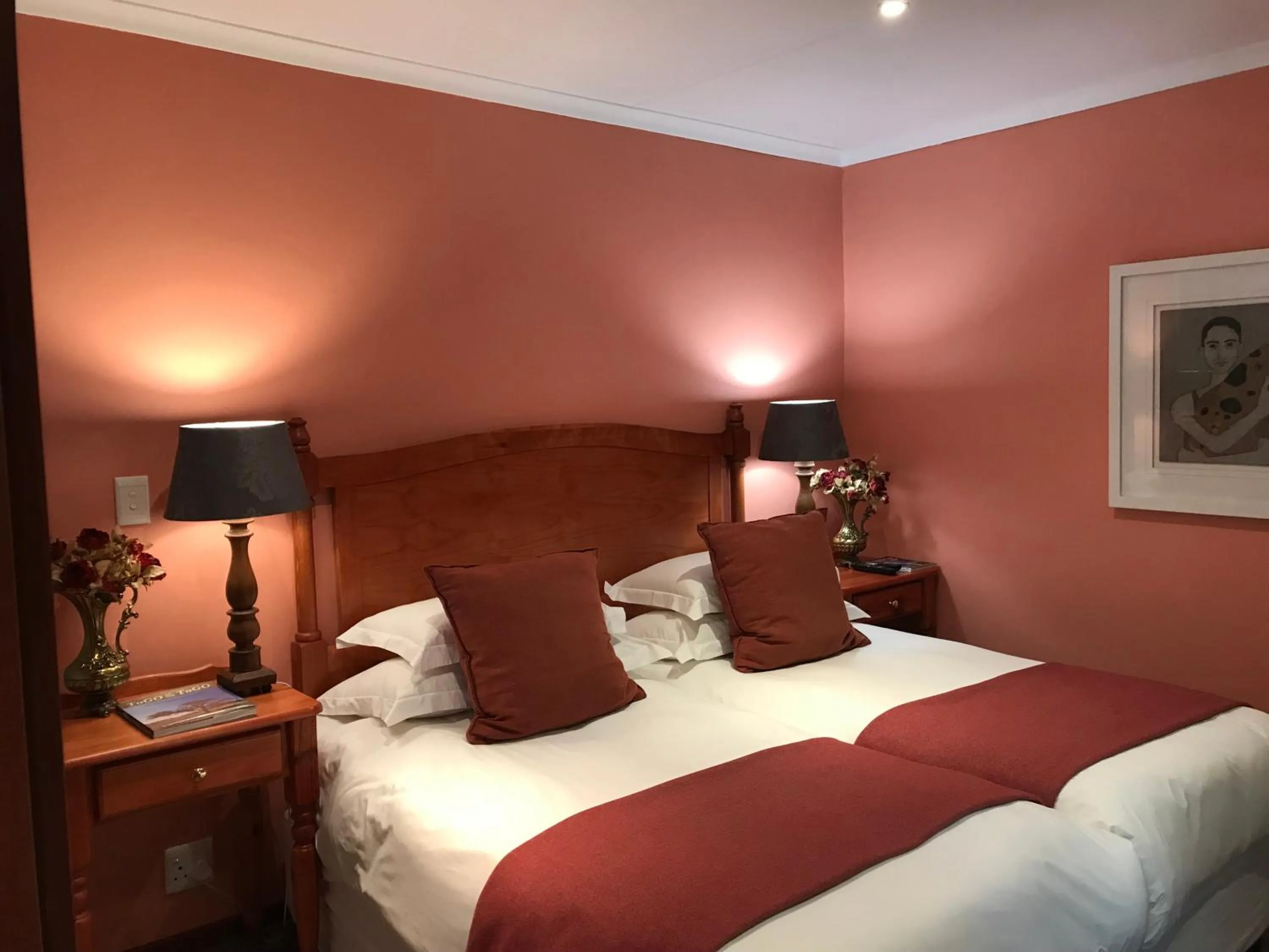 Twin Room with Garden View in The Crown Guest House