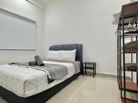 Bed in Amber Cove Impression City By Heystay Management