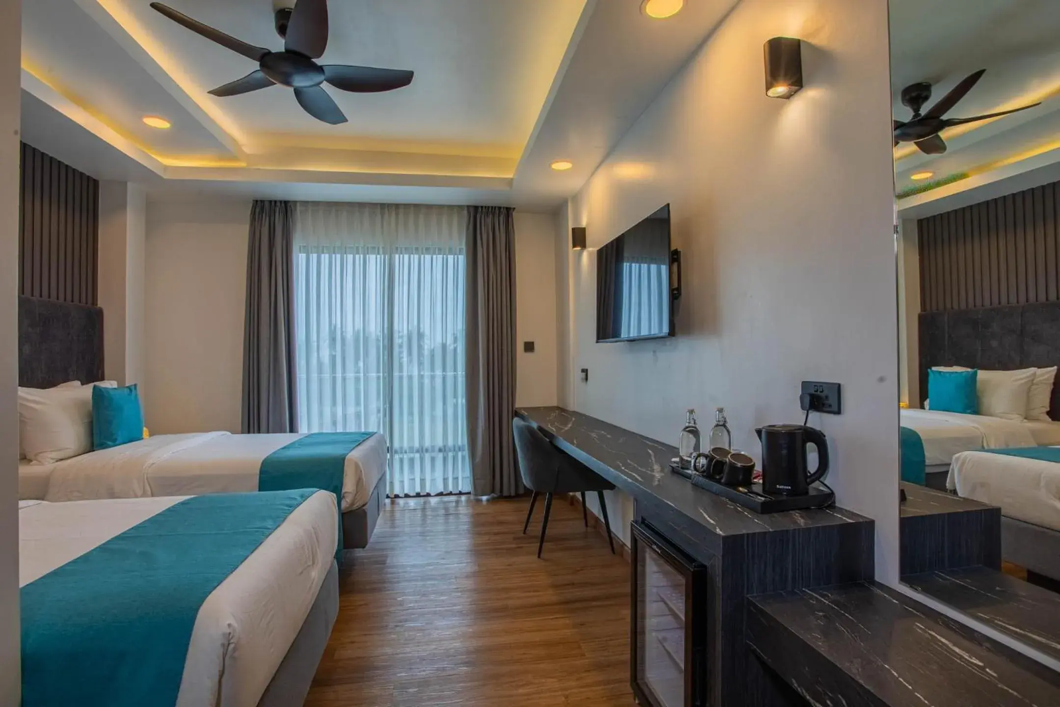 Bed in Whaleshark Beach Bed in Whaleshark Beach