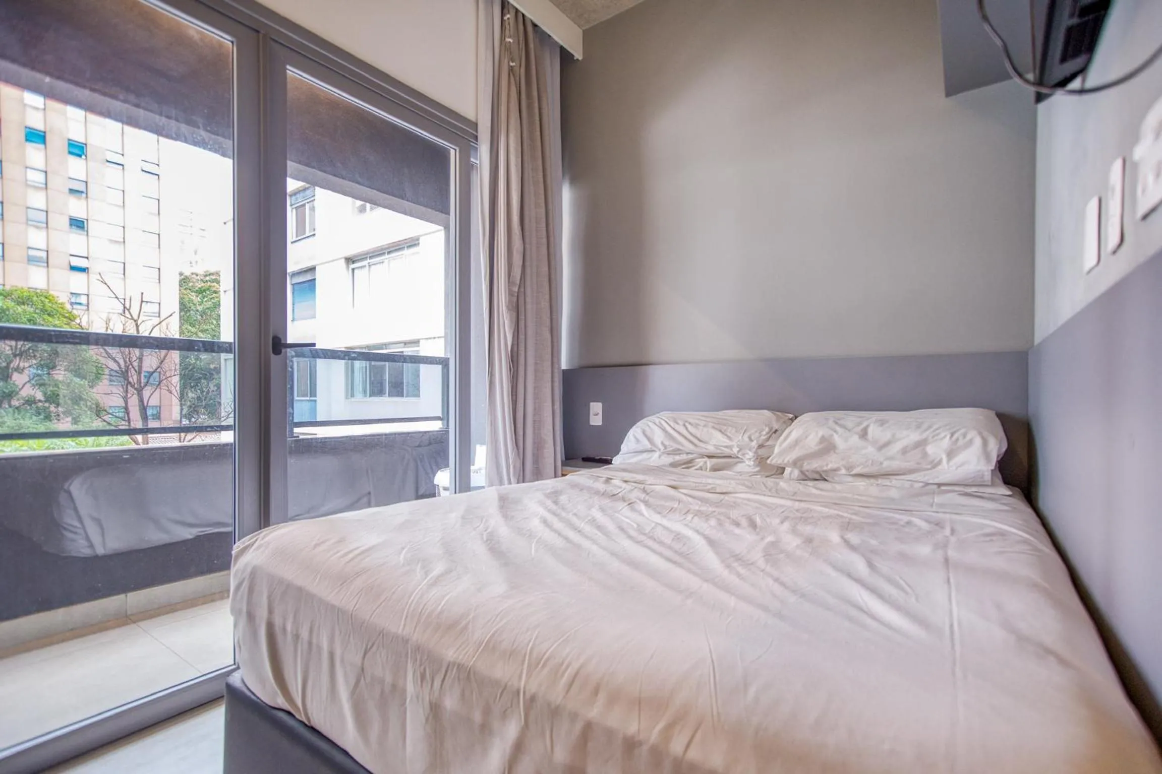 Superior Studio in 360 VN On Lorena by Housi