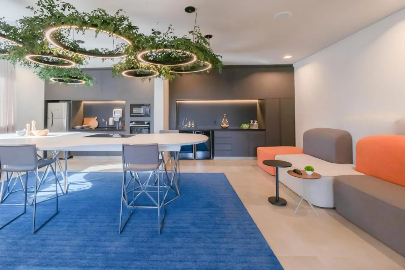360 VN On Lorena by Housi