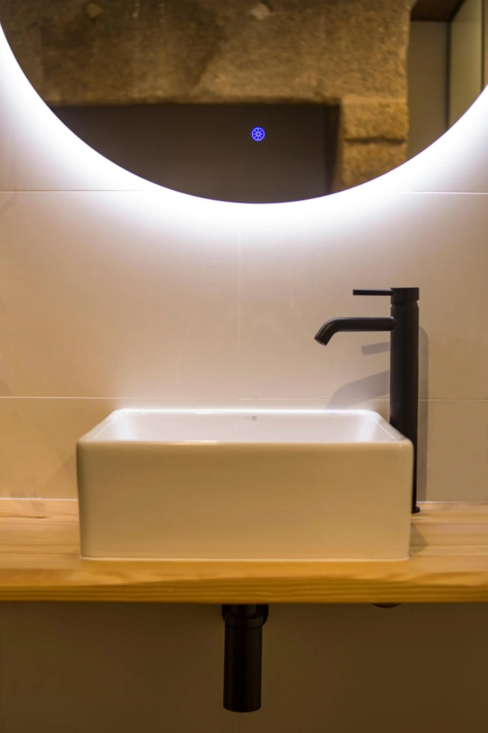 Bathroom in hostal Nomade Santiago