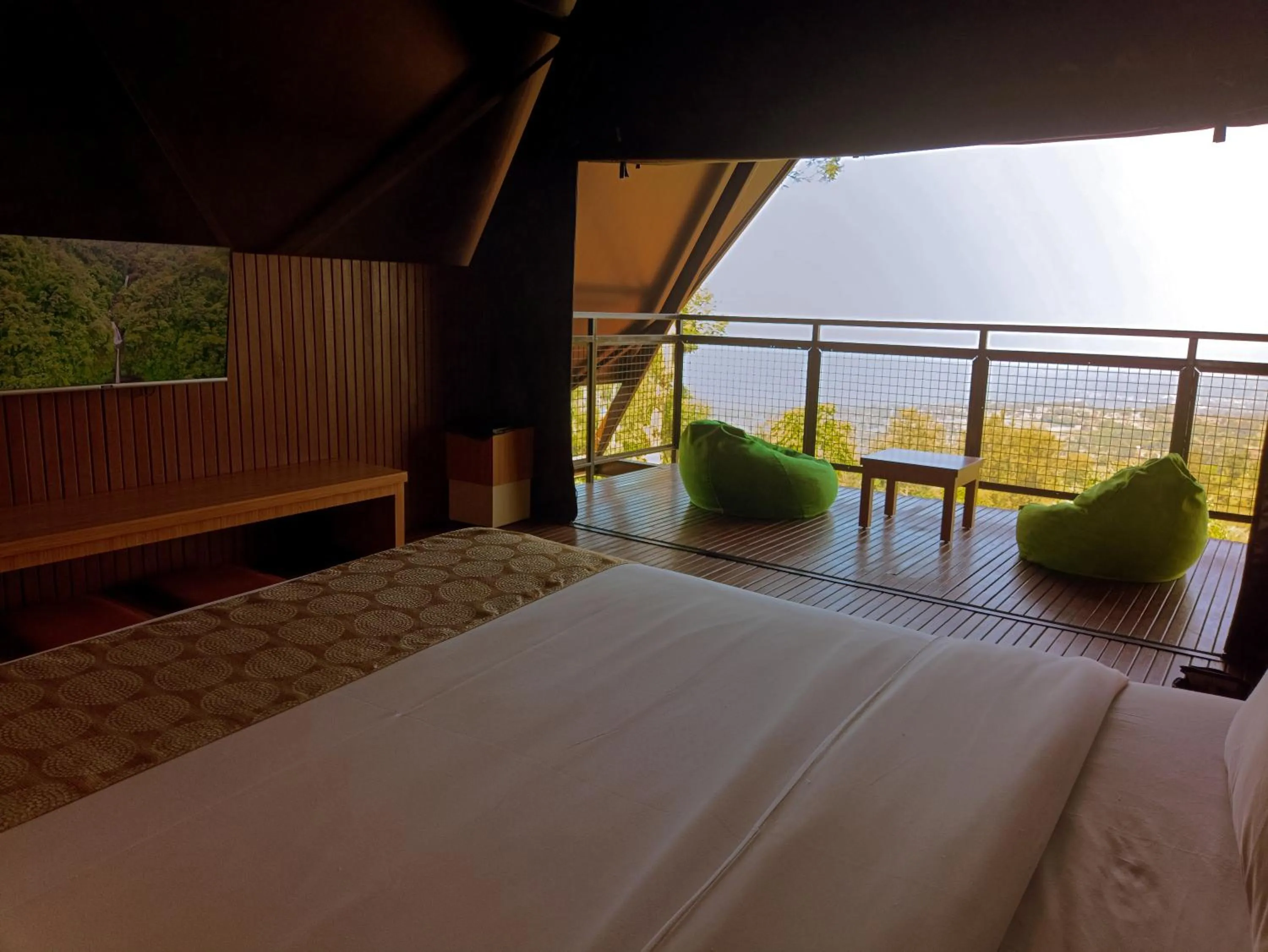 Bed in Kema Merbabu powered by Cocotel