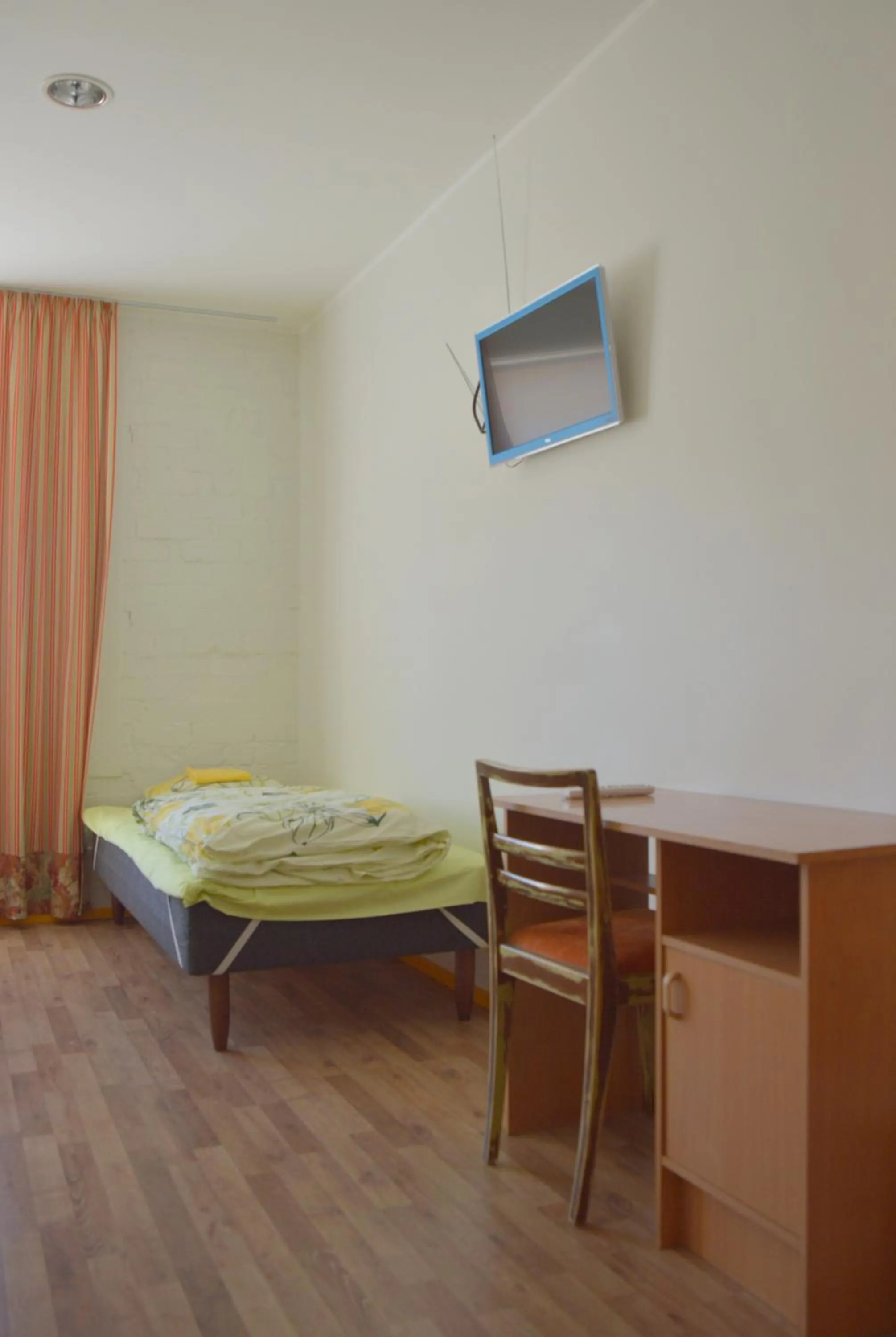 Saare Automatic Hostel