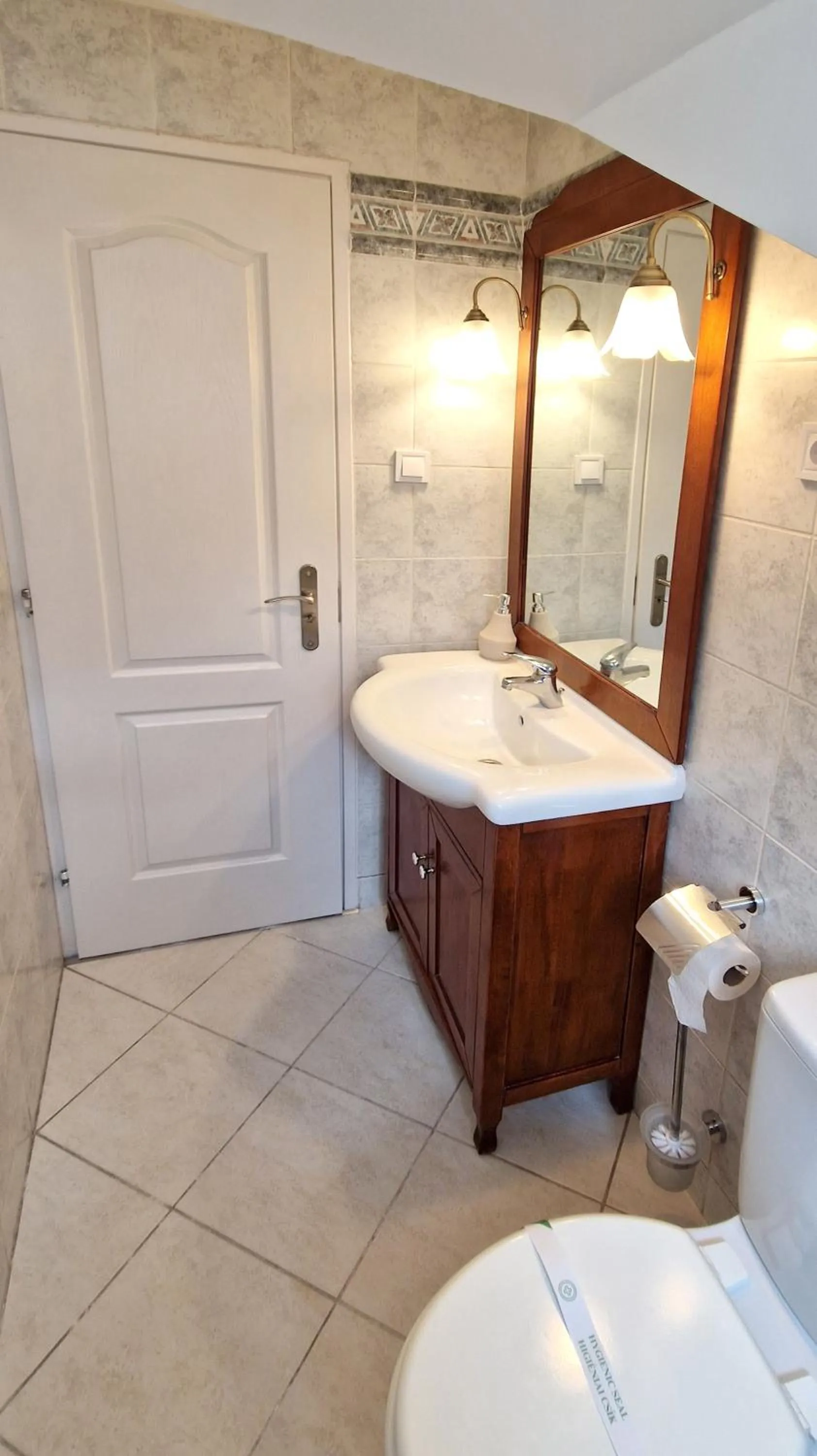 Red Lion Pub & Apartments Szentendre