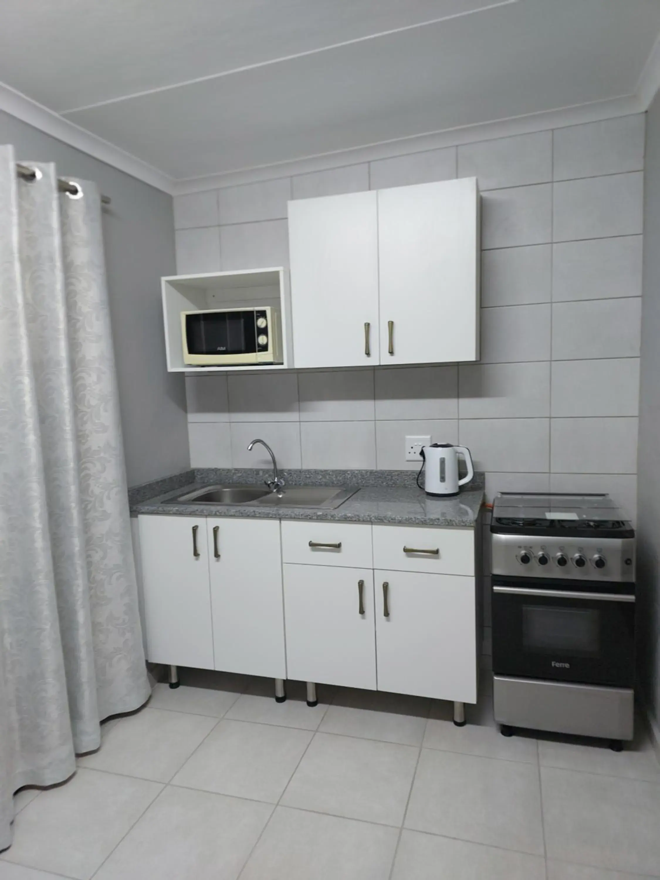 Studio with Garden View in Fairway Guest Lodge Studio with Garden View in Fairway Guest Lodge