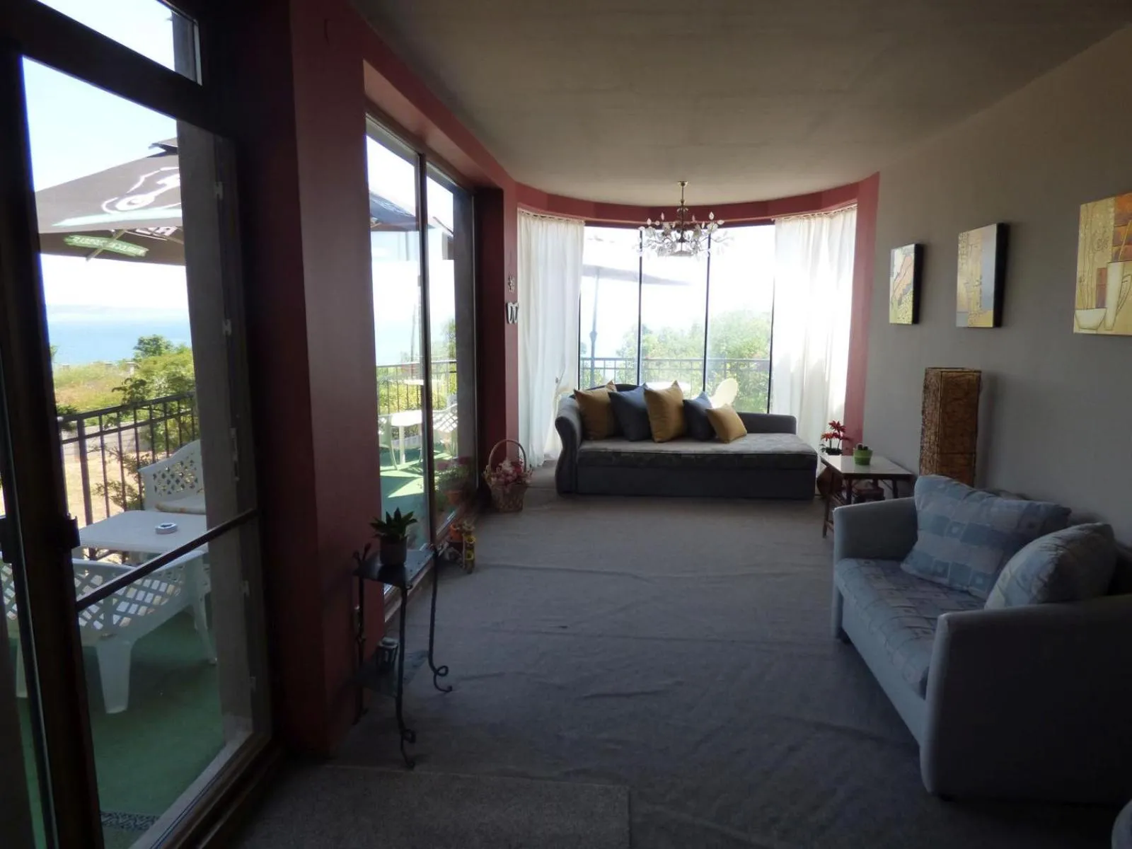 Sea View Family Hotel