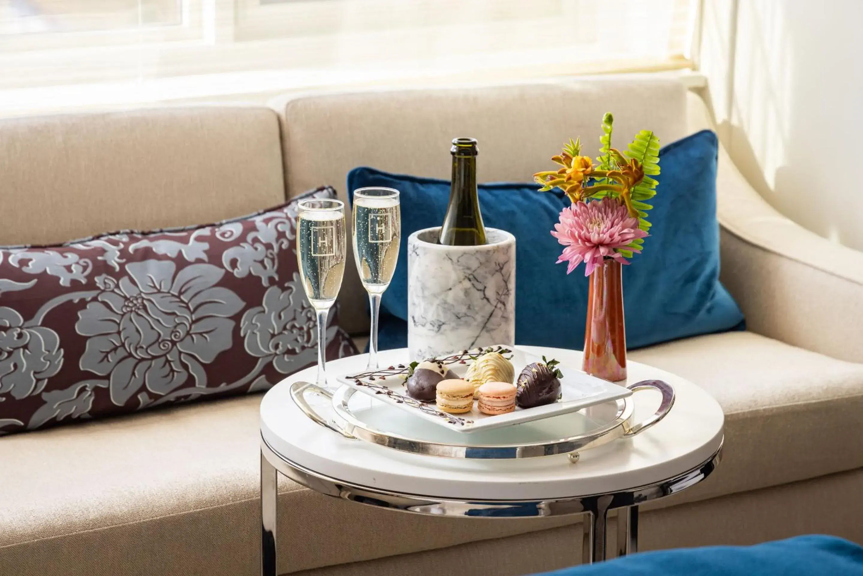 Superior Suite - single occupancy in The H Hotel Superior Suite - single occupancy in The H Hotel