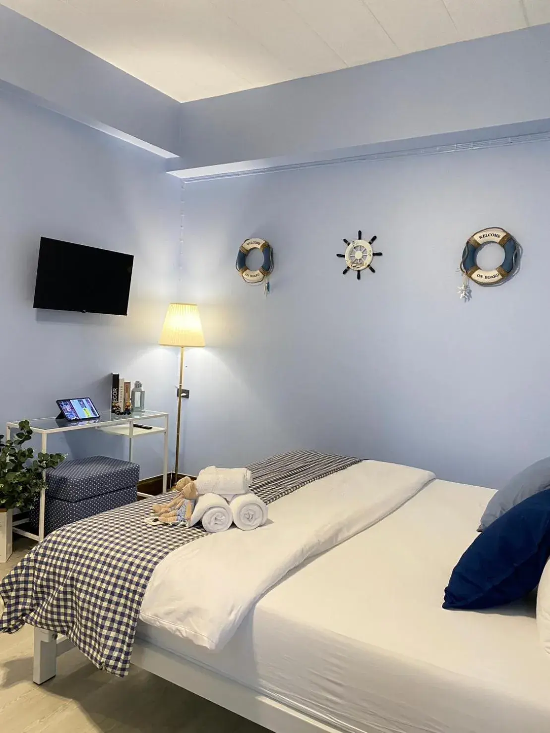 Bed in Triple J hotel Trang Bed in Triple J hotel Trang