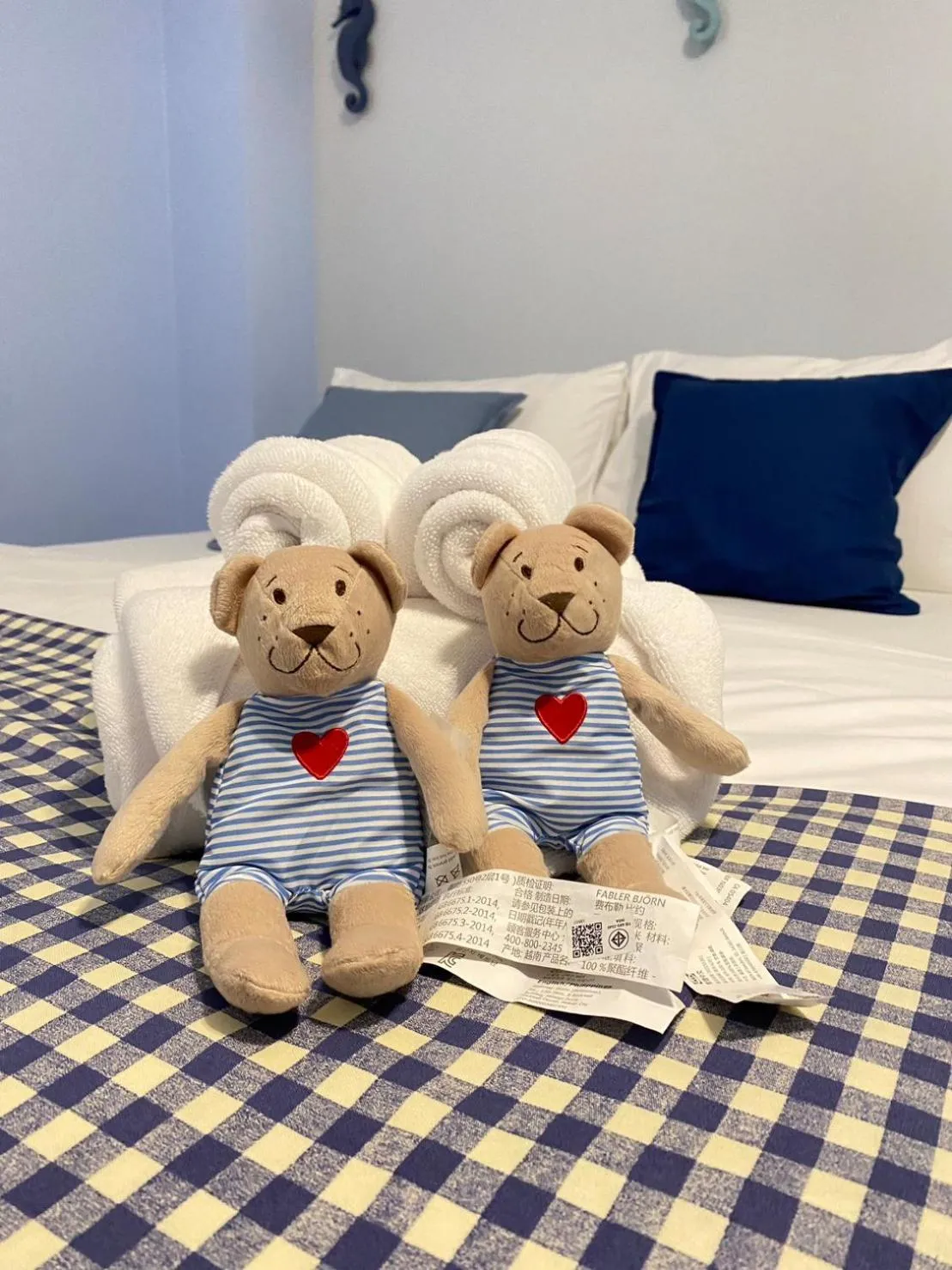 Bed in Triple J hotel Trang