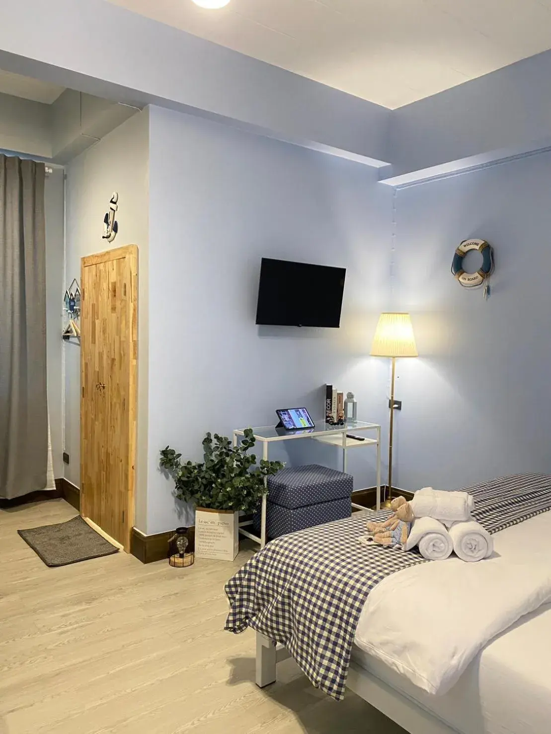 Bed in Triple J hotel Trang Bed in Triple J hotel Trang