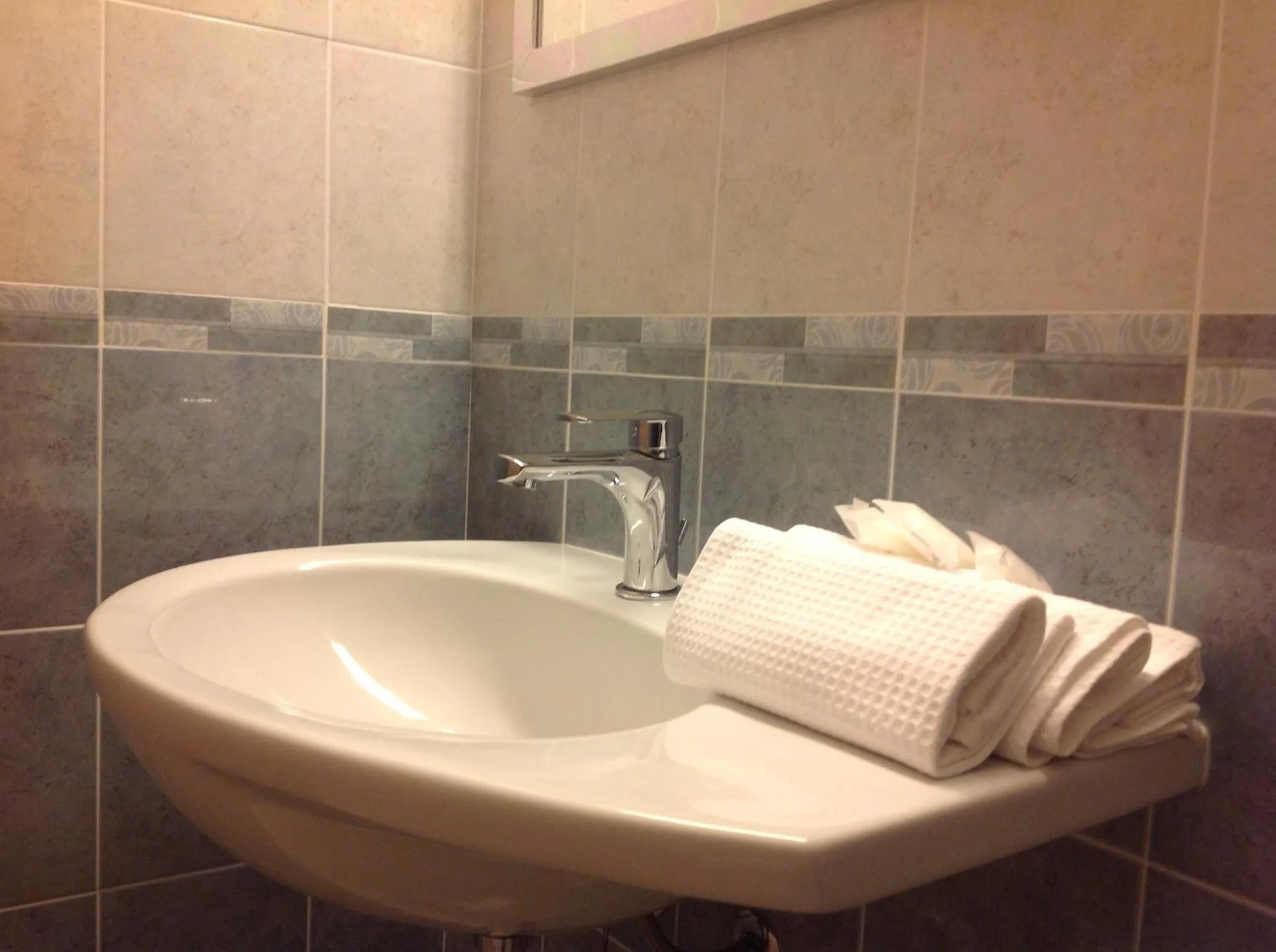 Bathroom in Albergo La Portaccia