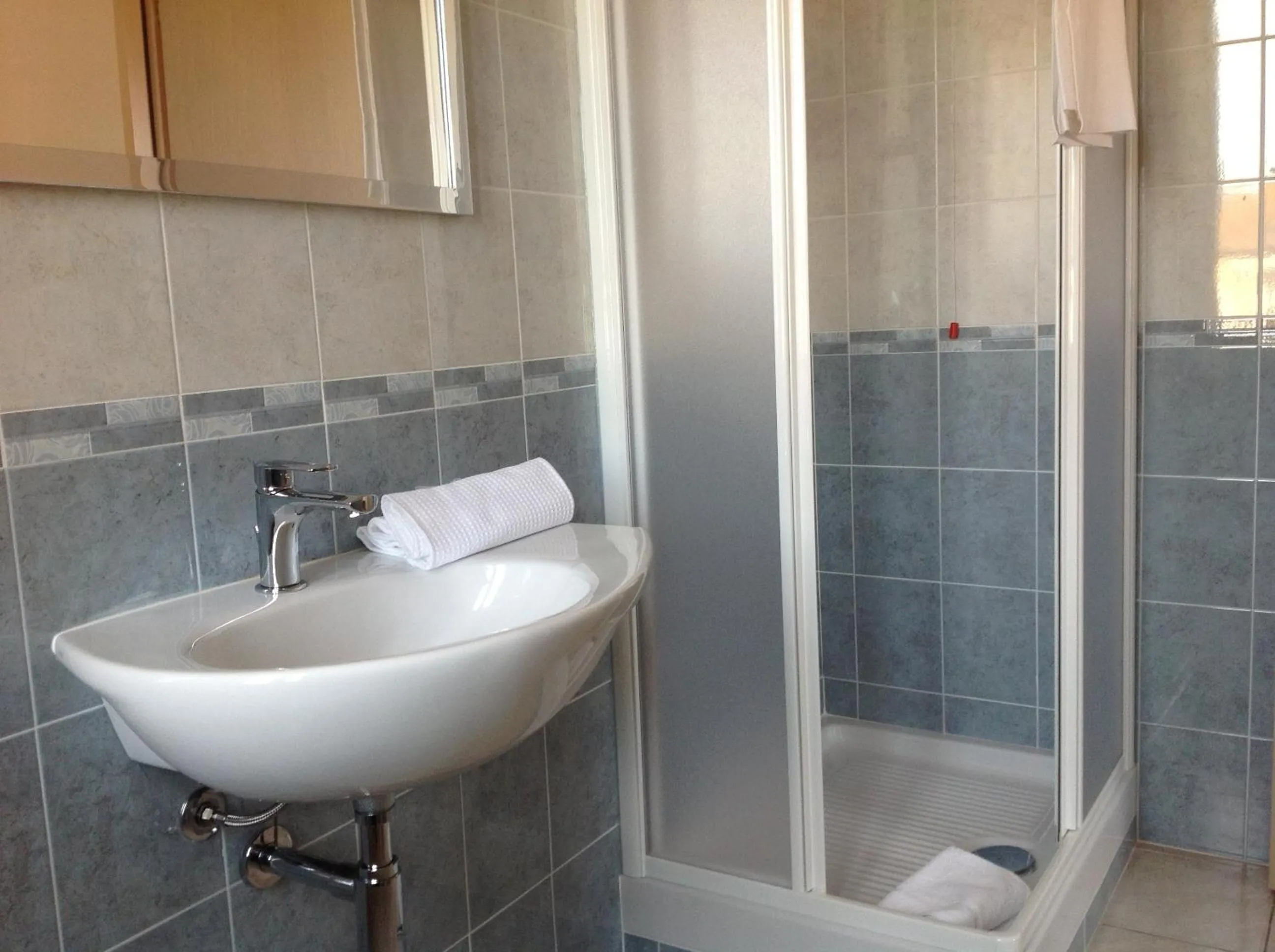 Shower in Albergo La Portaccia