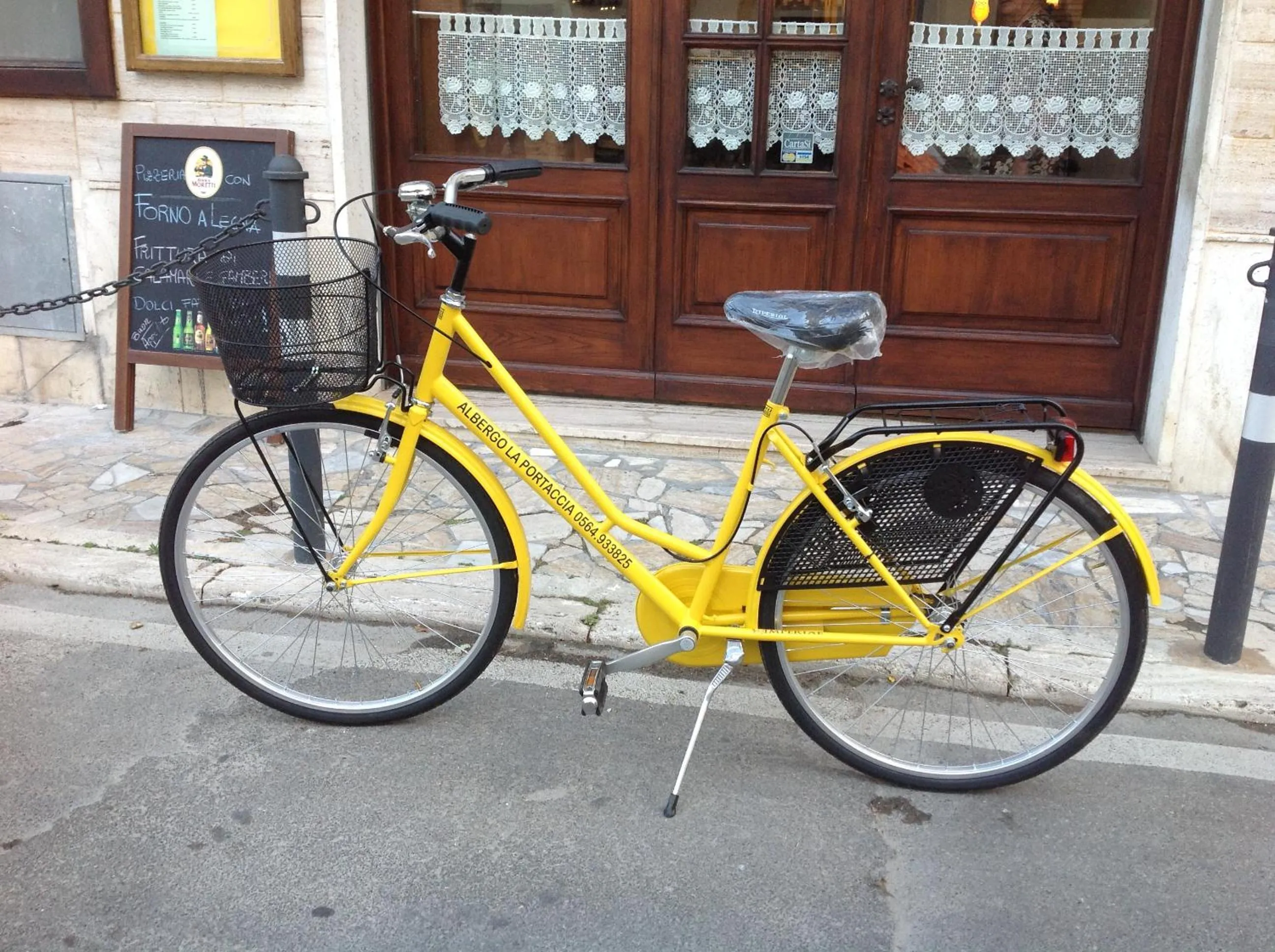 Cycling in Albergo La Portaccia