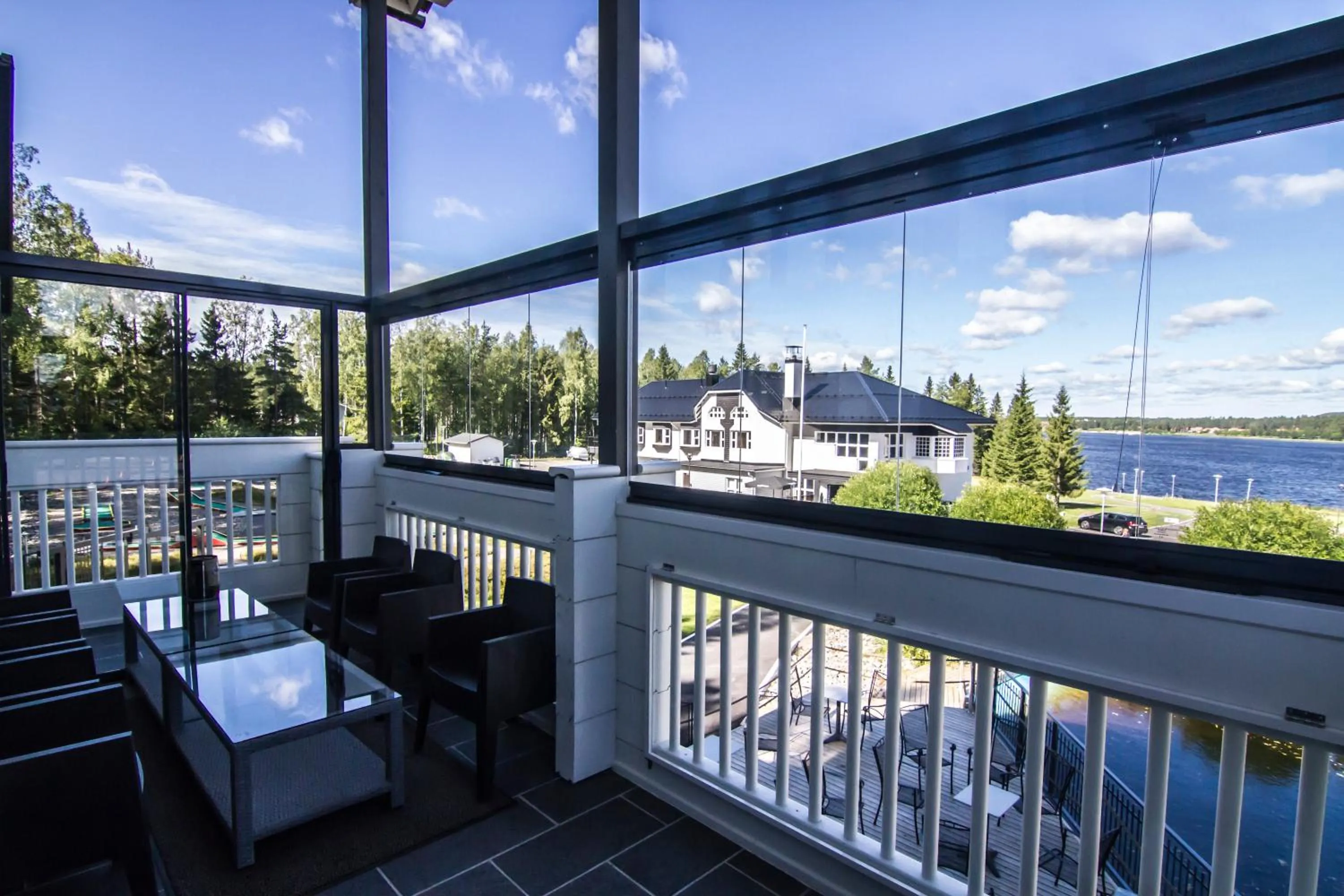 Property building in Aateli Lakeside Chalets - former Vuokatti Suites