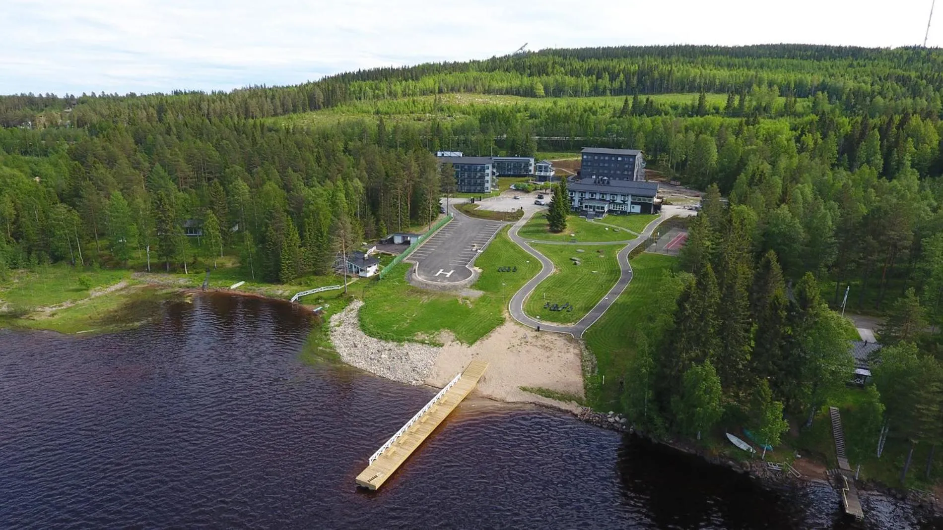 People in Aateli Lakeside Chalets - former Vuokatti Suites